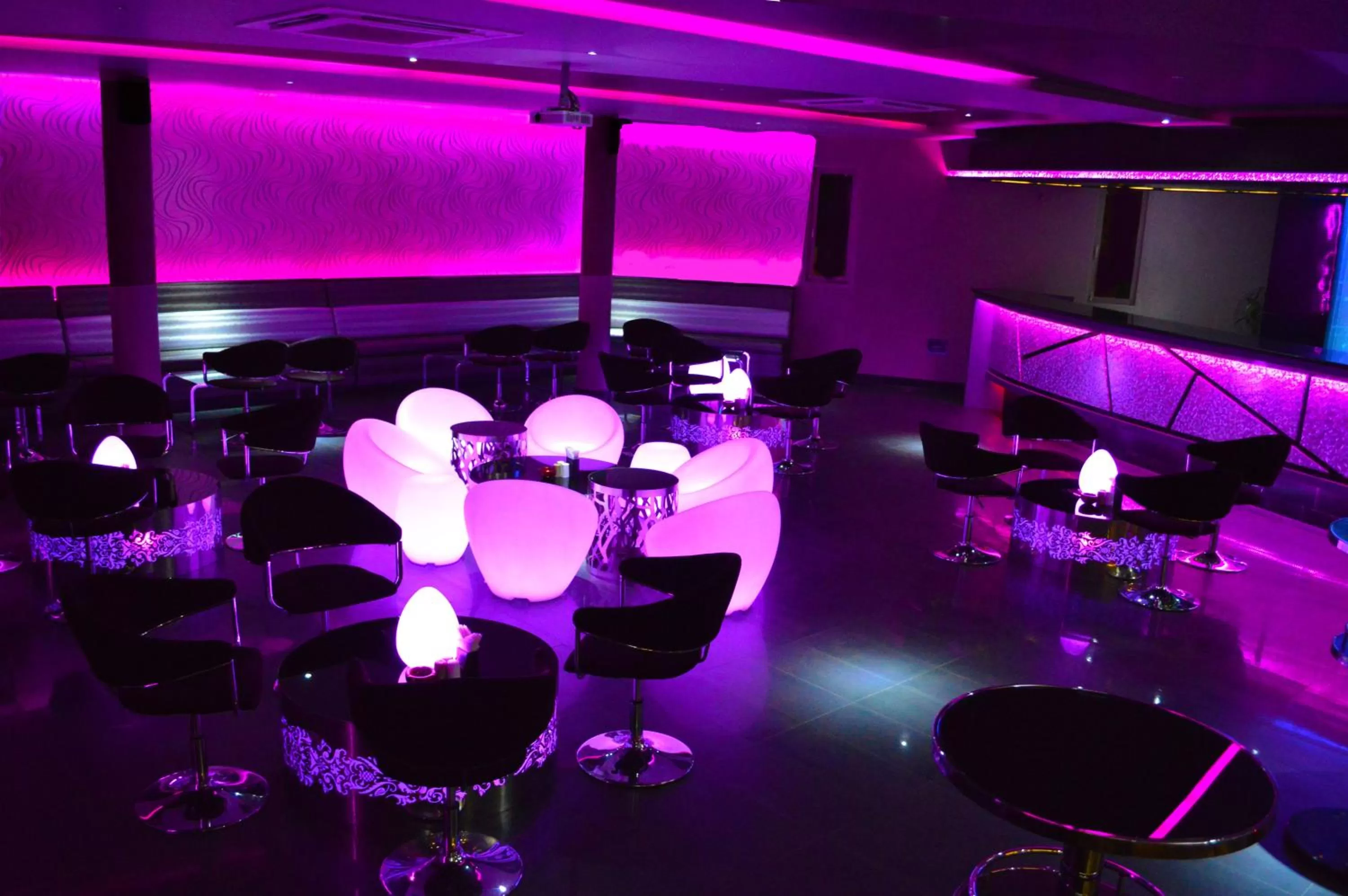 Karaoke in Malligi,Hampi