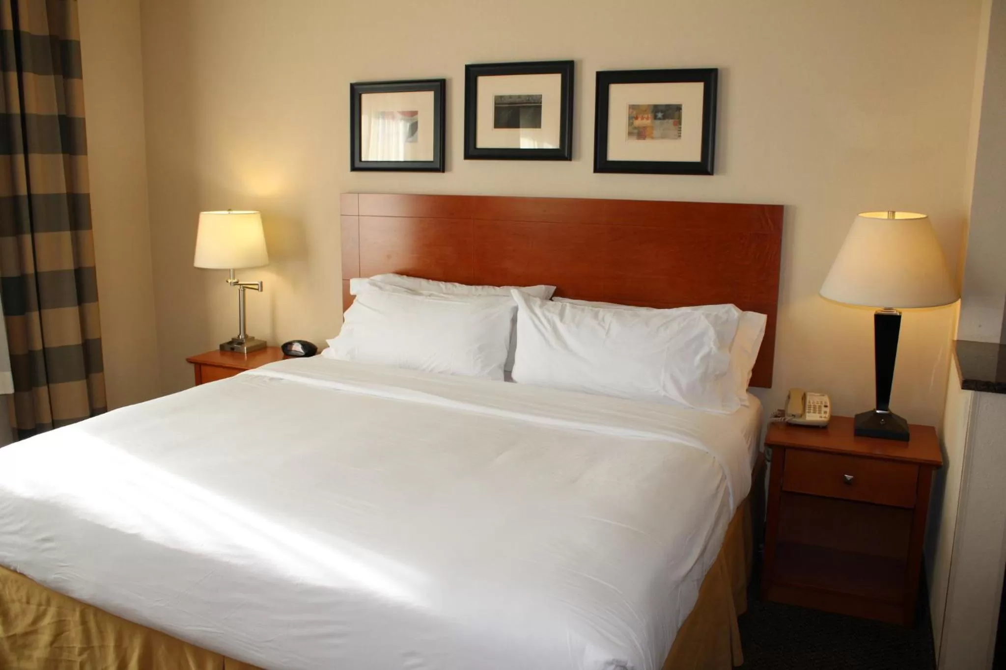 Bedroom, Bed in Holiday Inn Express Hotel Vernal by IHG