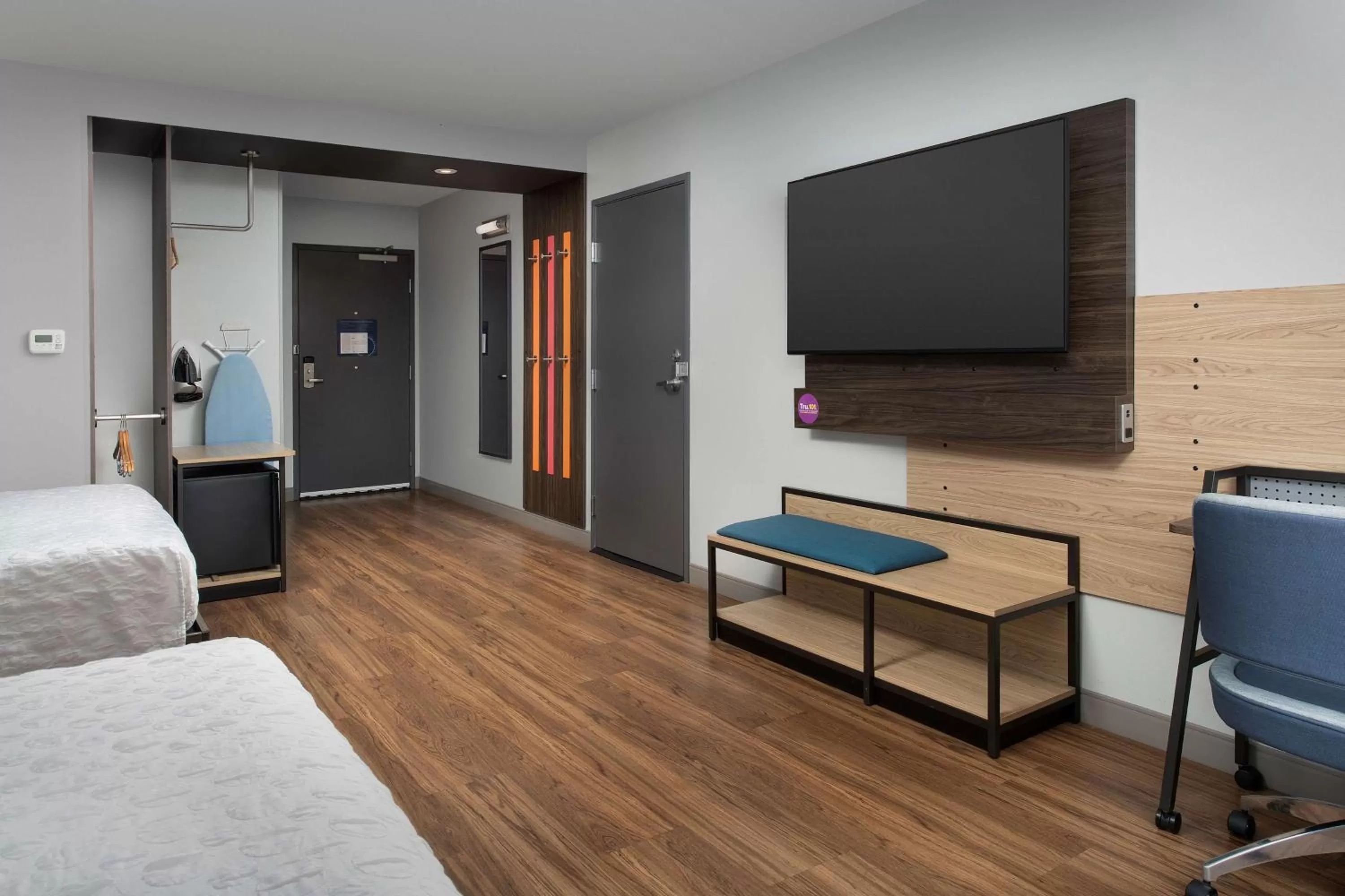 Bed in Tru By Hilton Rapid City Rushmore, Sd