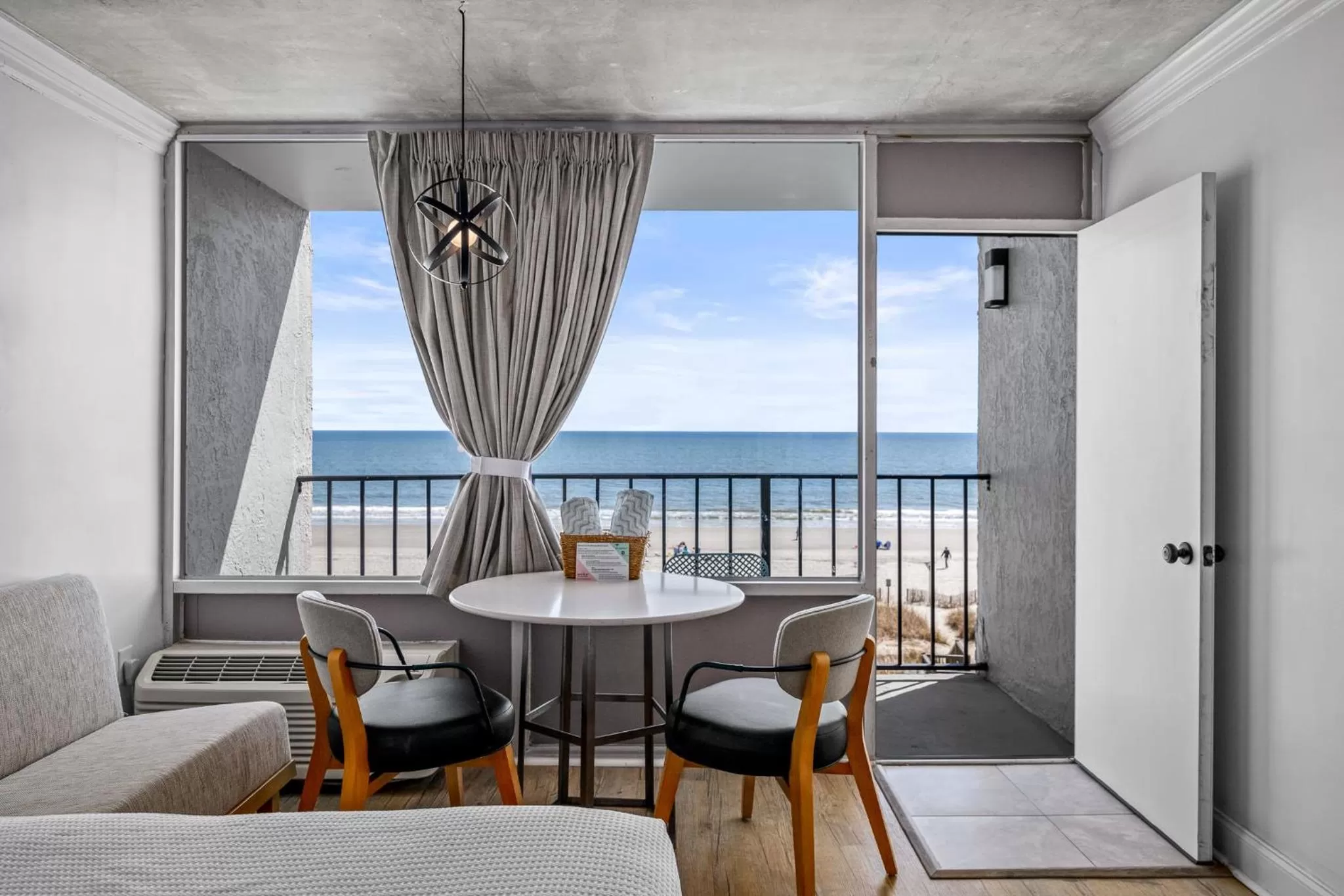 Balcony/Terrace in The Beverley Beach House
