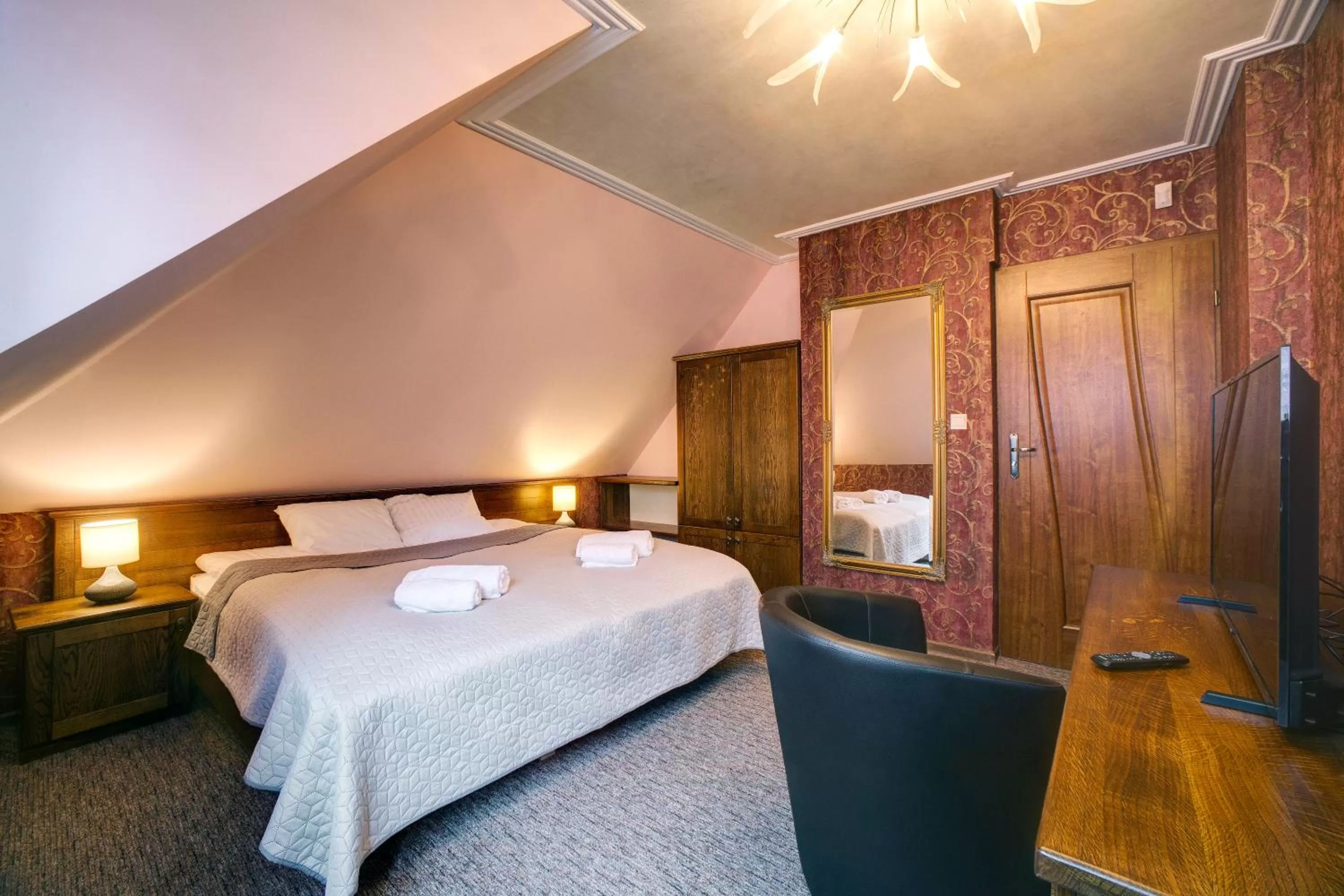 Bed in Pokoje Gościnne Murowanka