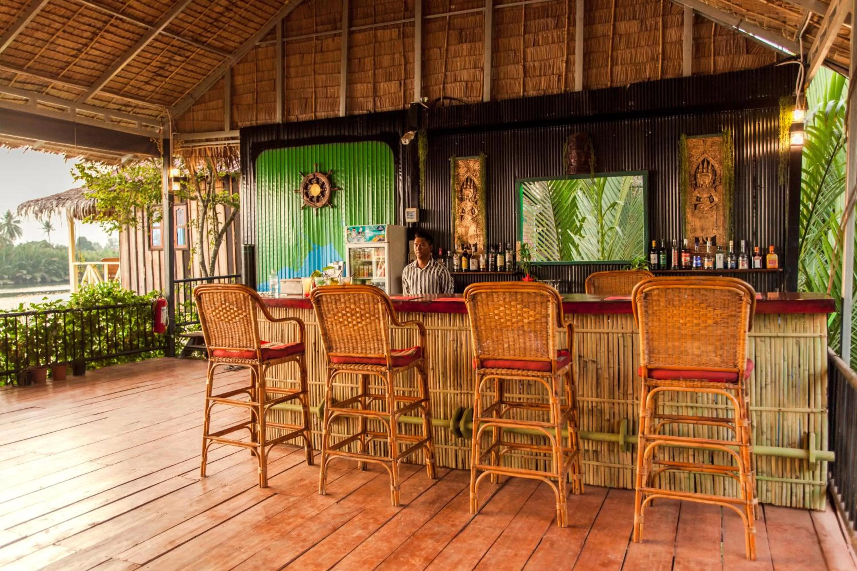 Lounge or bar in Green Mango Bungalows