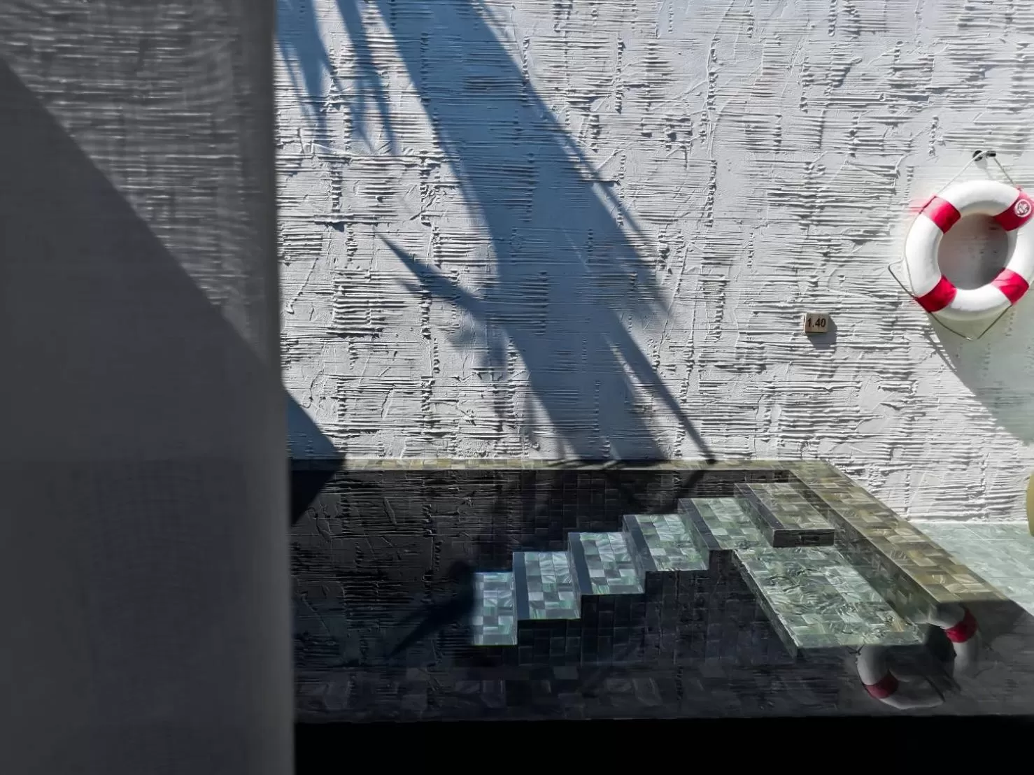 Swimming pool in Arun Dara Villa