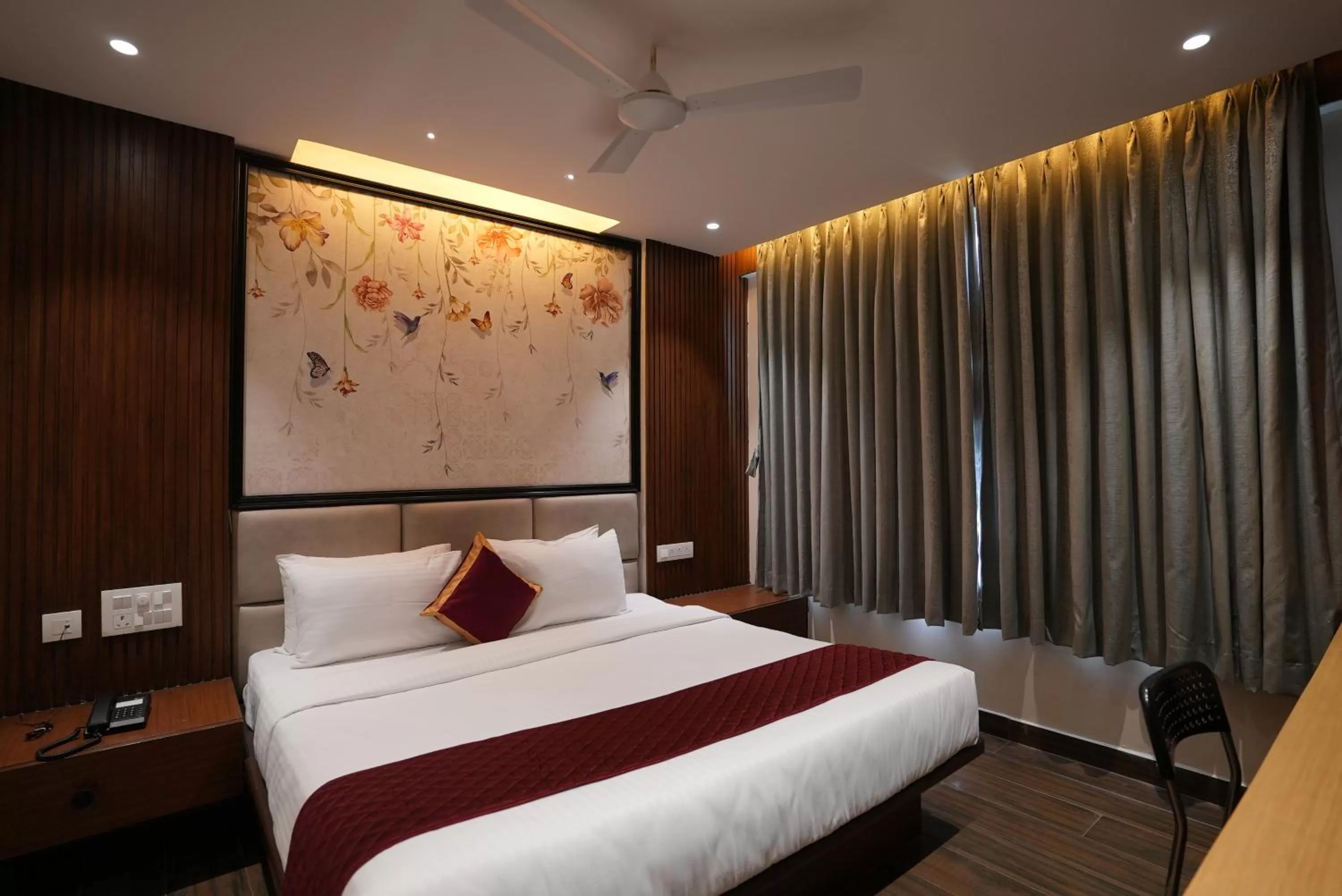 Bed in Eden Park Boutique Hotel