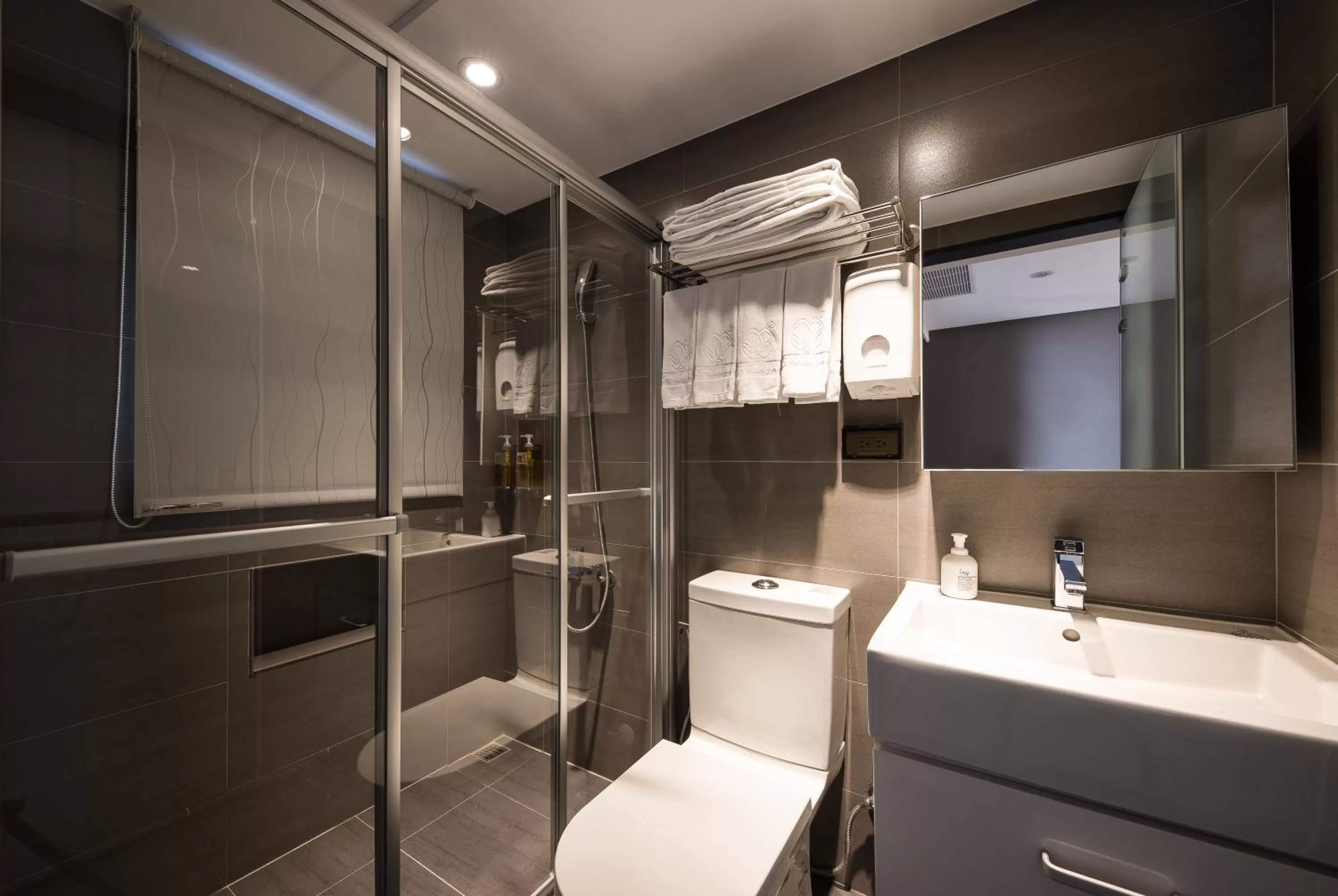 Shower in Greenight Hotel