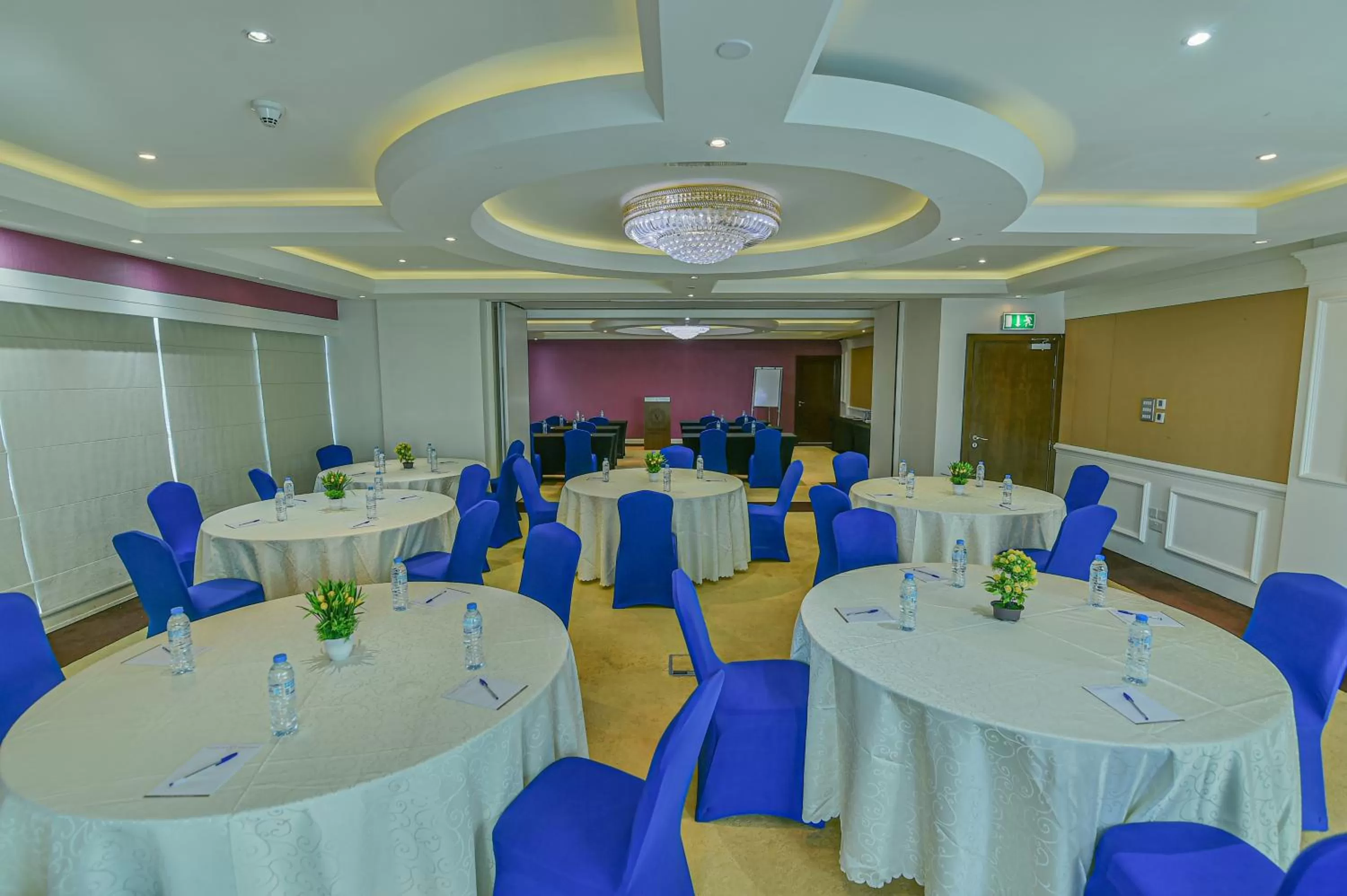 Meeting/conference room in VISTA HOTEL APARTMENTS DELUXE
