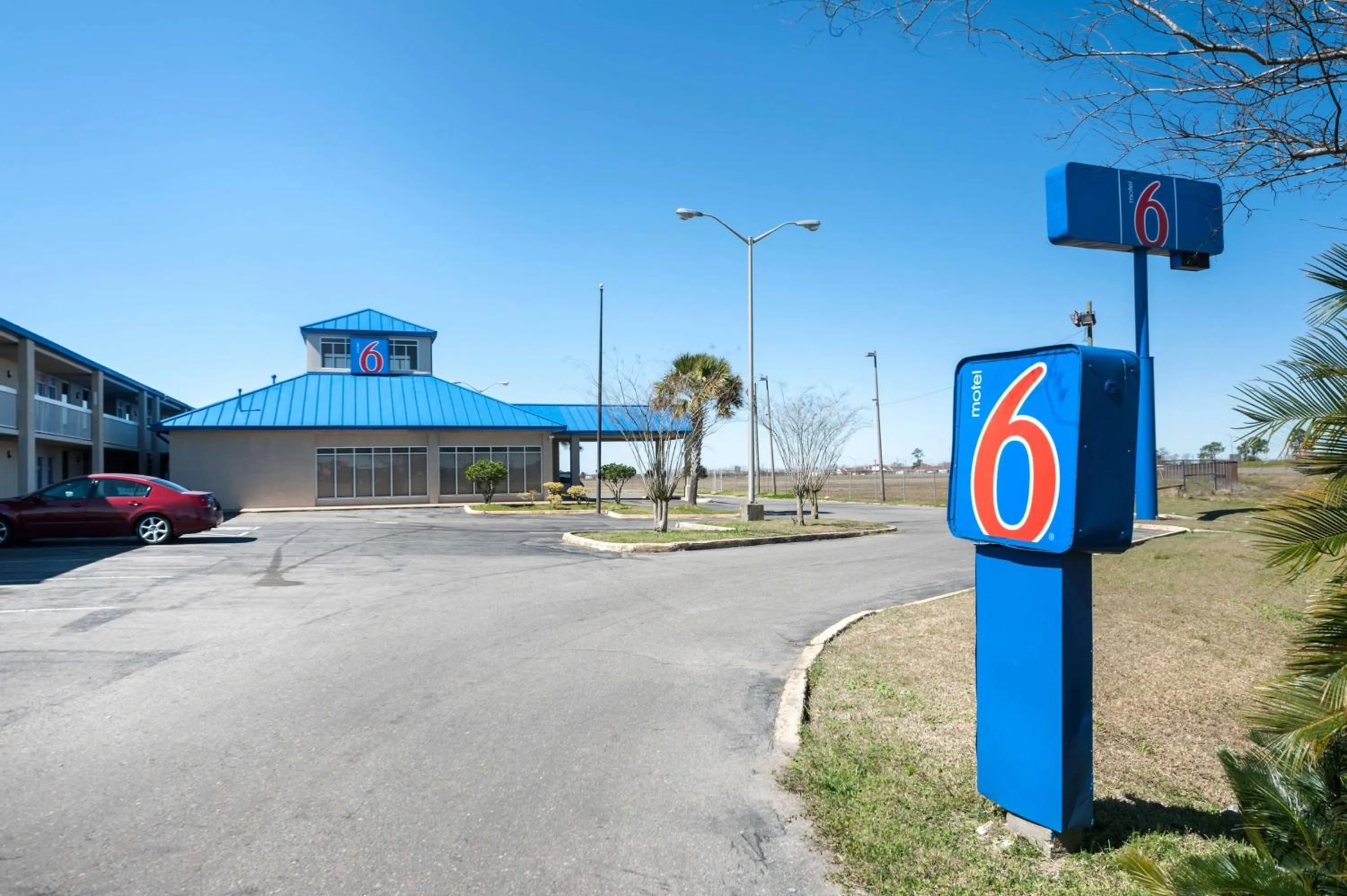 Property building in Motel 6-Jennings, LA