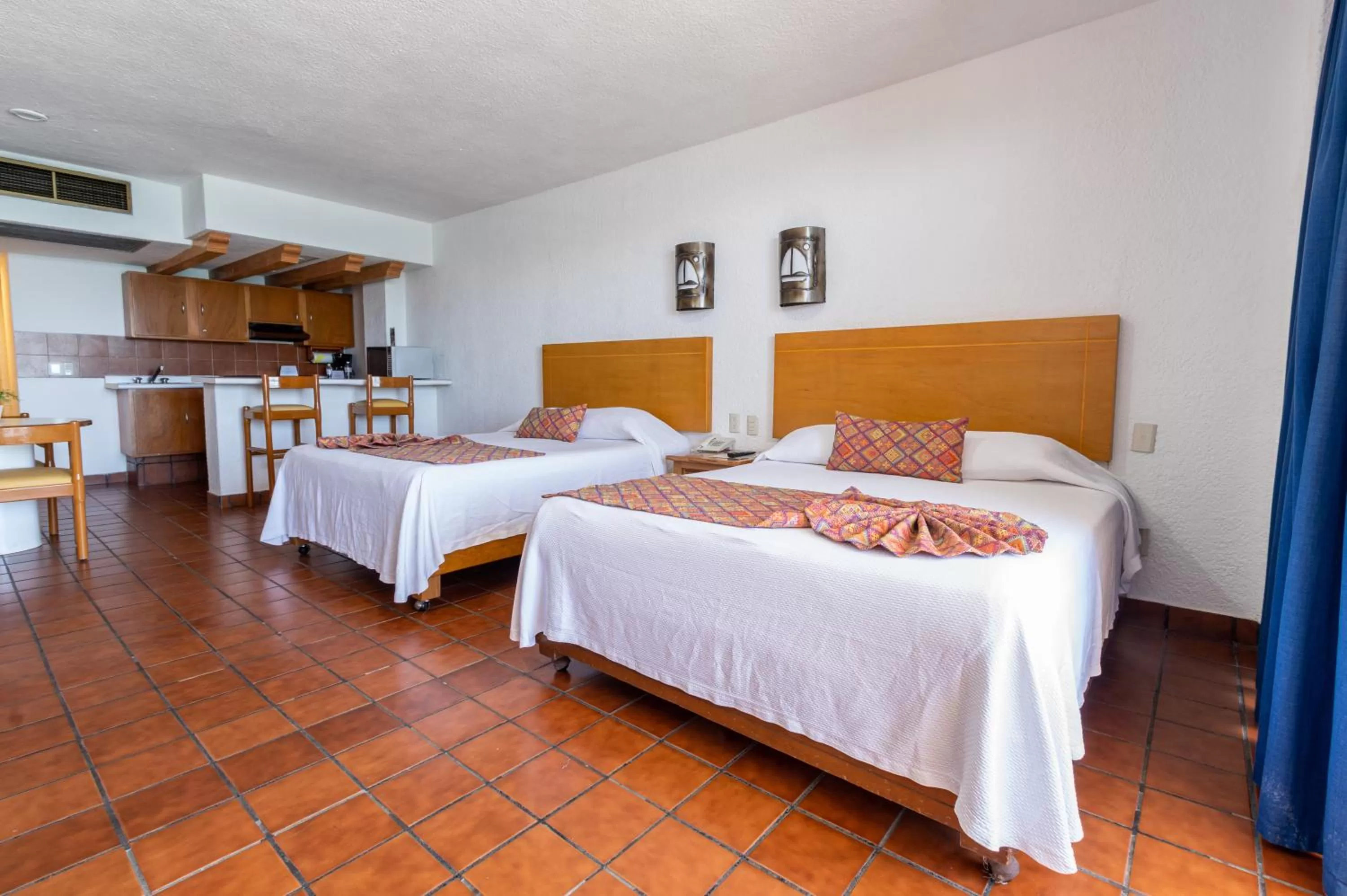 Studio with Two Queen Beds in Costa de Oro Beach Hotel