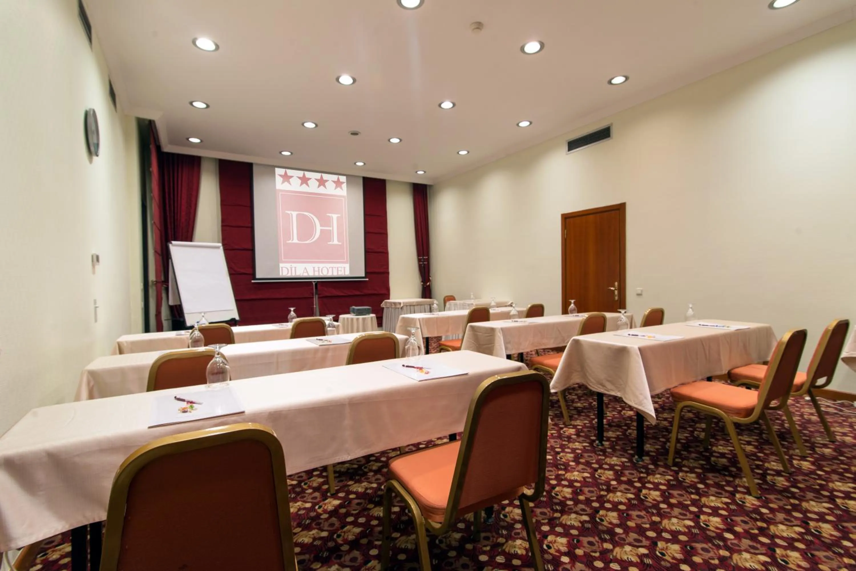 Banquet/Function facilities in Dila Hotel