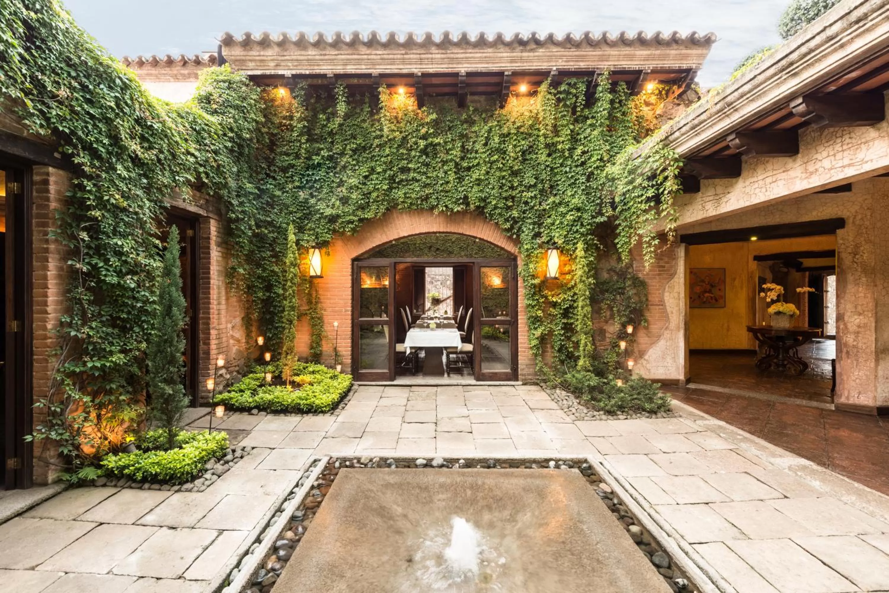 Facade/entrance in El Convento Boutique Hotel