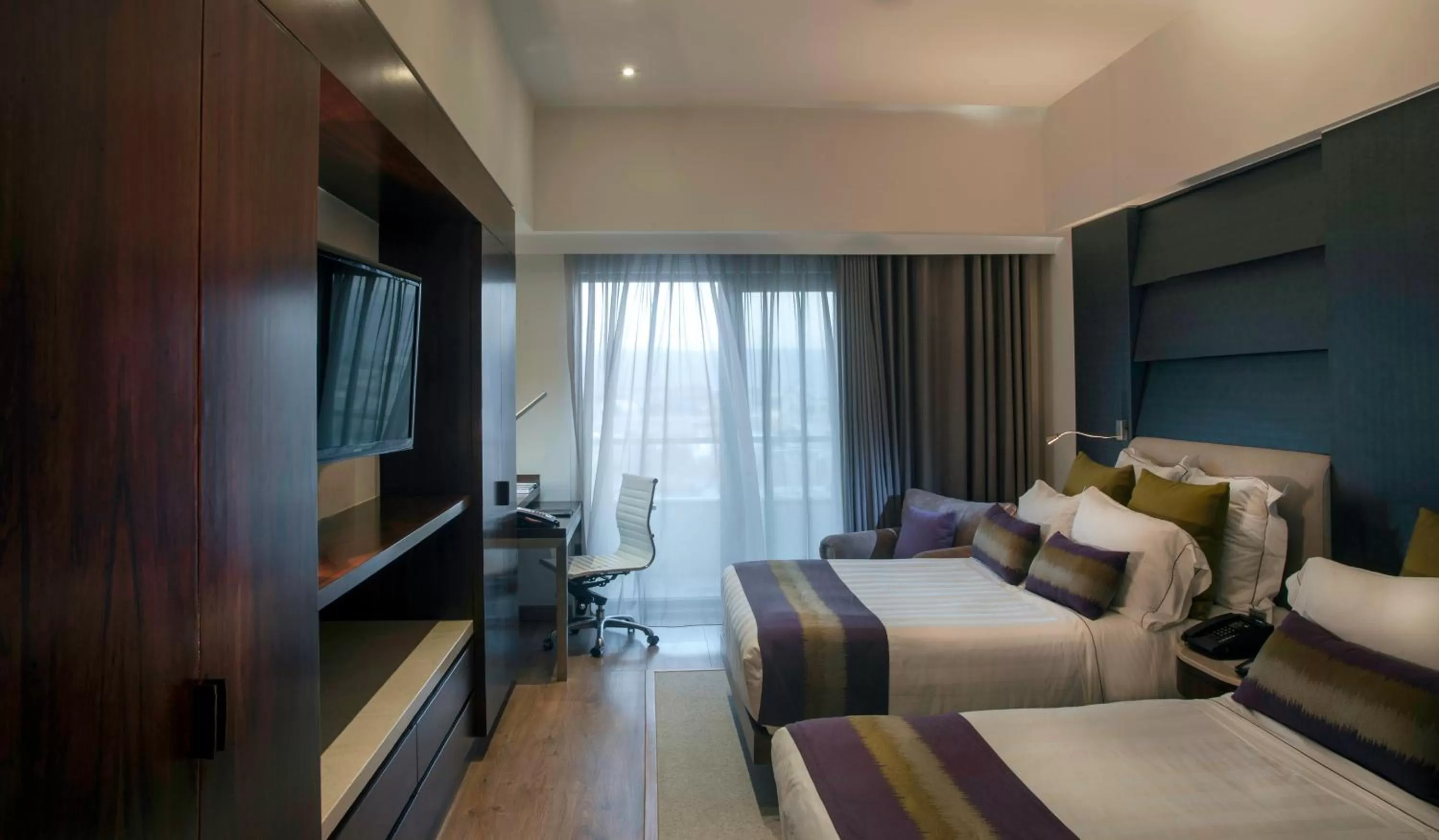 Photo of the whole room, Bed in HS HOTSSON Hotel Leon