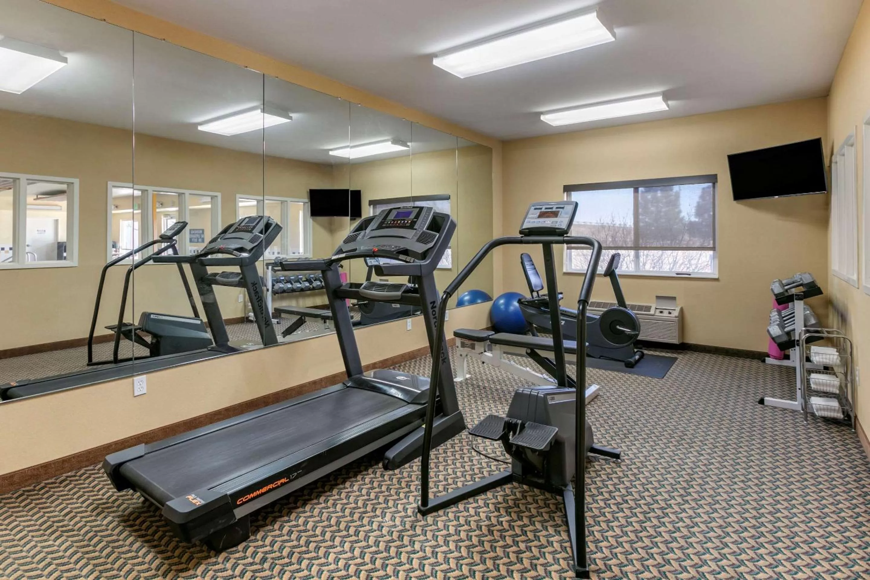 Fitness centre/facilities in Comfort Inn Fort Collins North