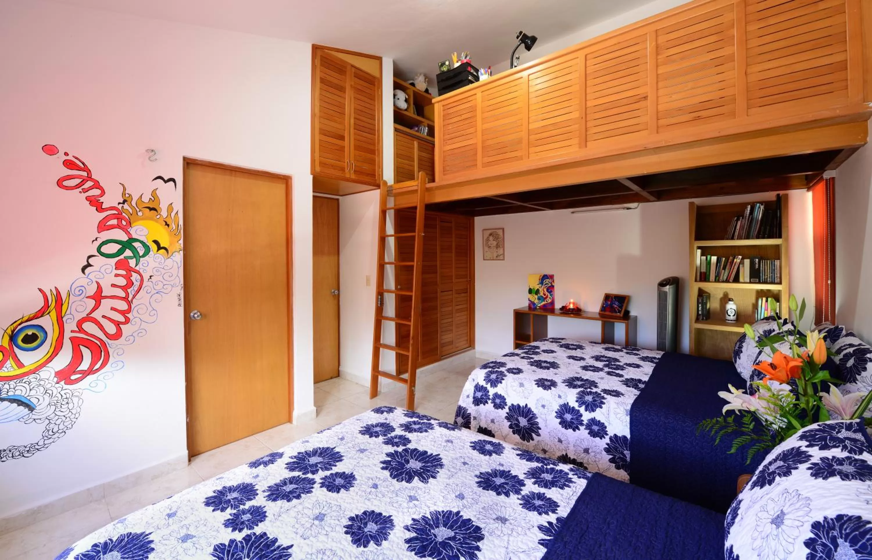 Photo of the whole room in B&B Mom's House