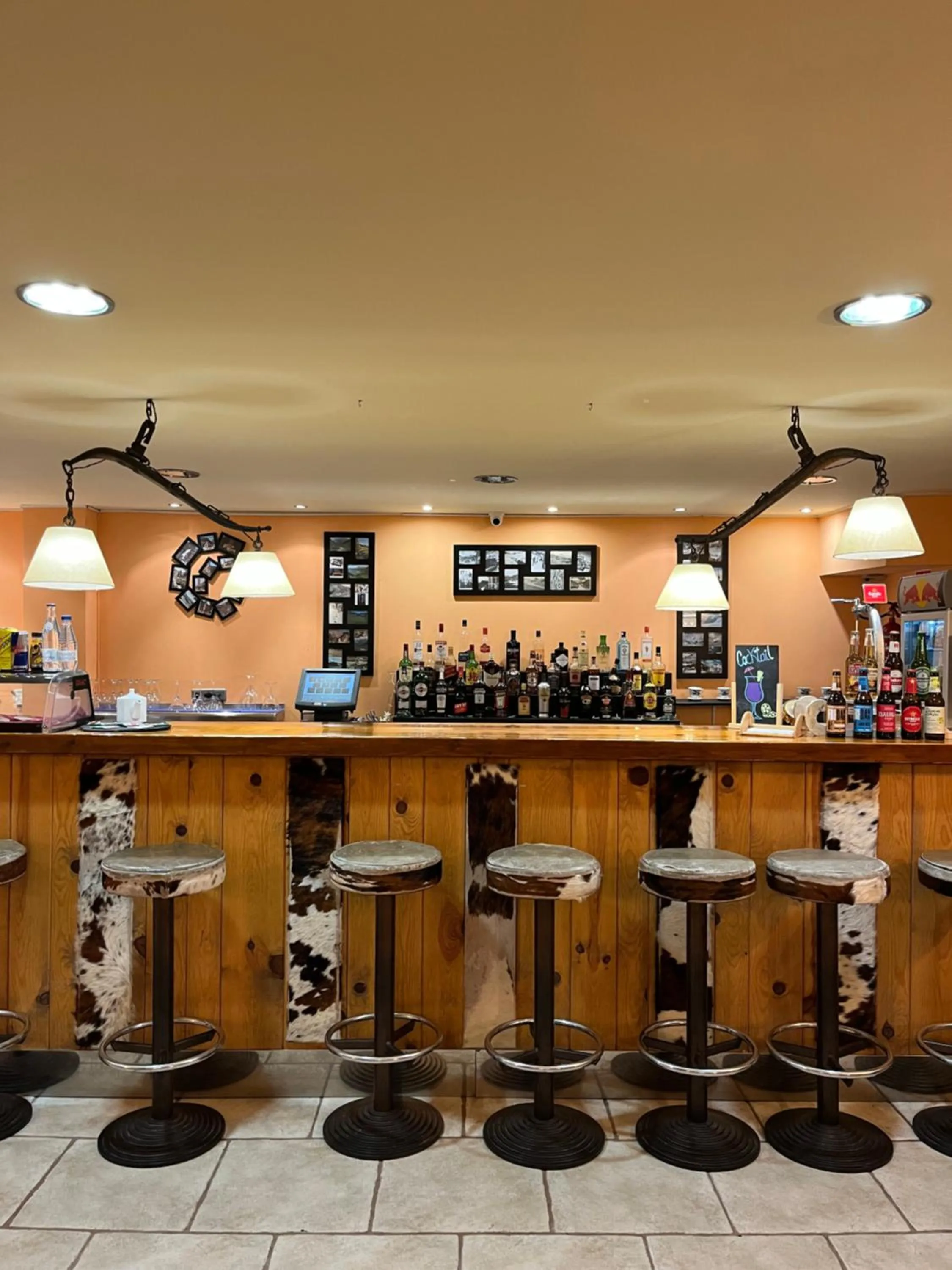 Lounge or bar in Wuau! Hotel Segle XX