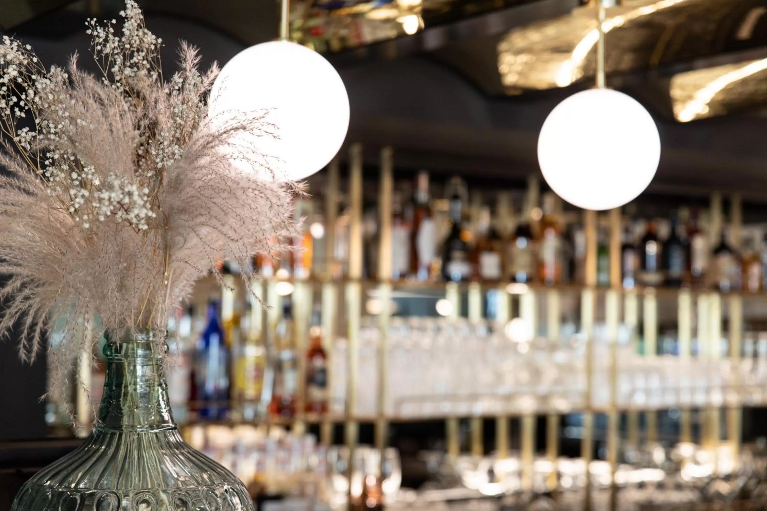 Lounge or bar in Le Celtique & Spa