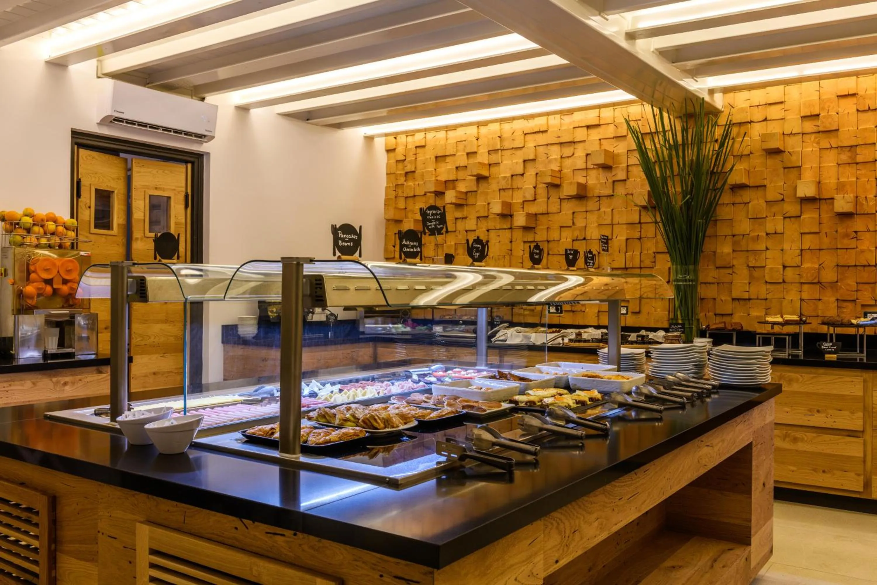 Breakfast in Panormos Village Hotel