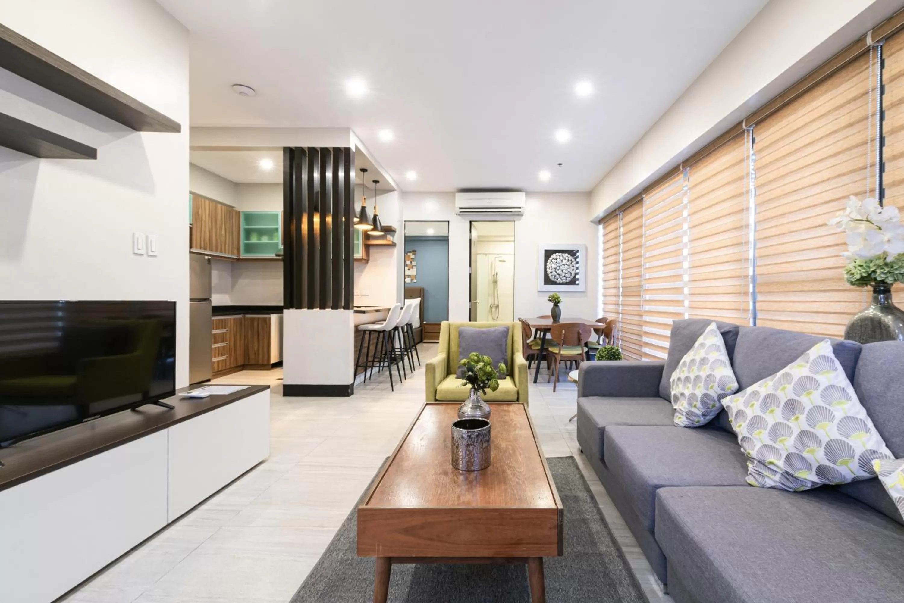 Living room in Artemis Place Makati Hotel