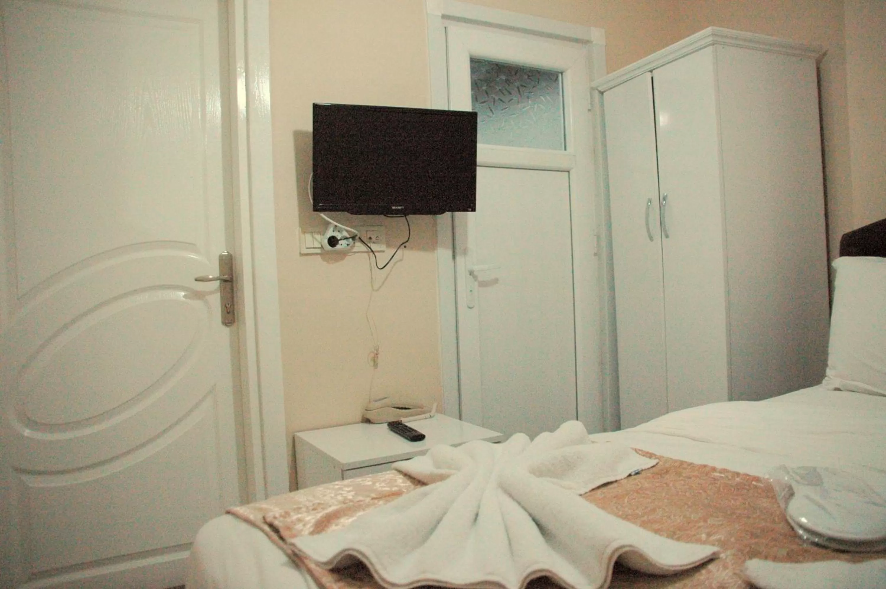 Decorative detail, Bed in Tolga Hotel