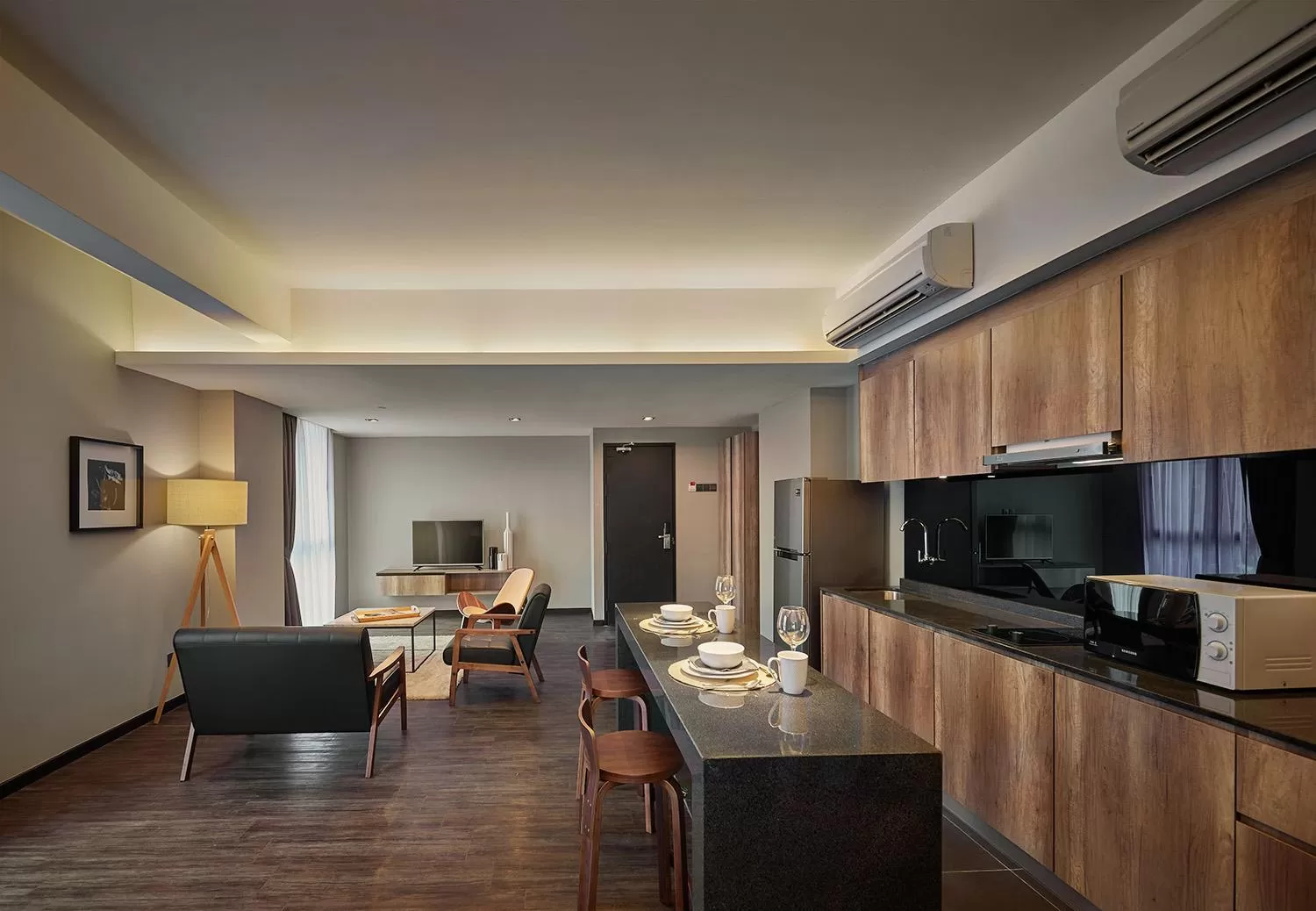 Bedroom, Kitchen/Kitchenette in Tropics Eight Suites