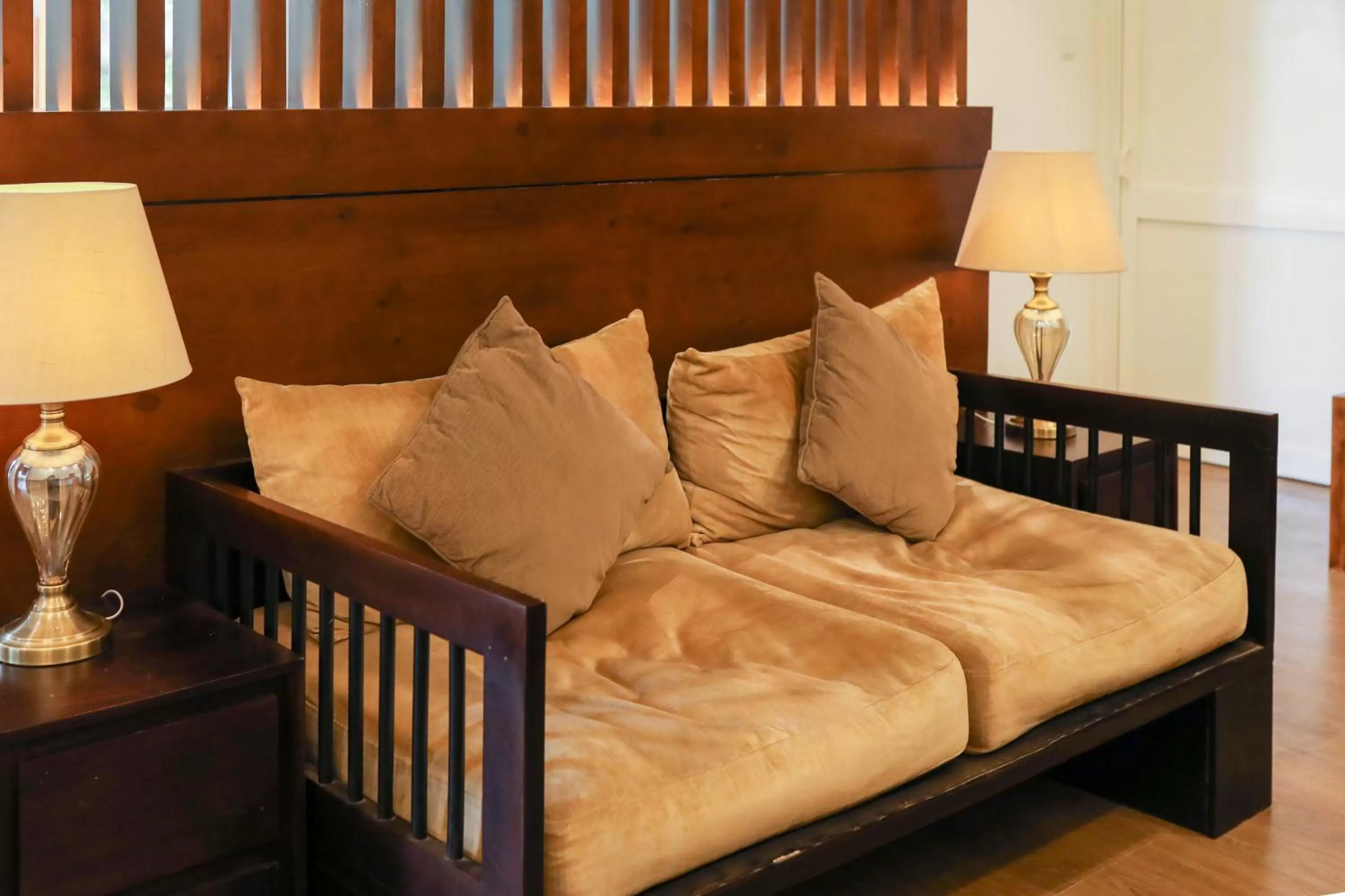 Family, Bed in Birds Park Polgahawela