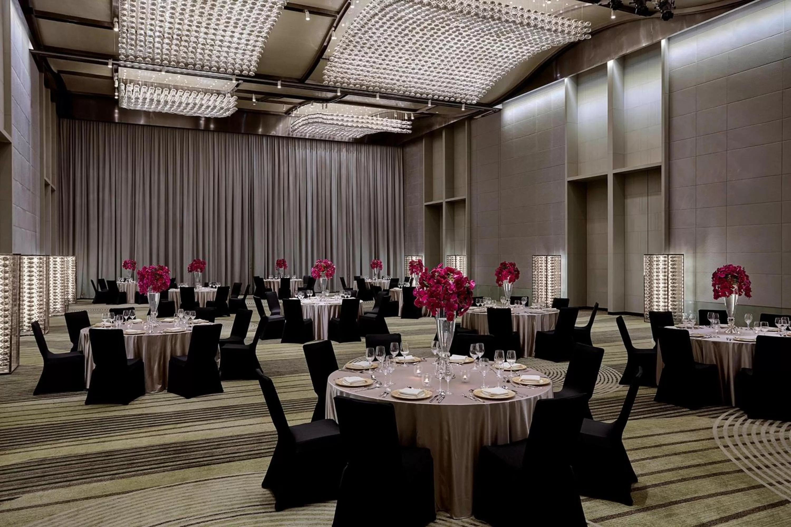 Meeting/conference room in The Shanhaitian Resort Sanya, Autograph Collection