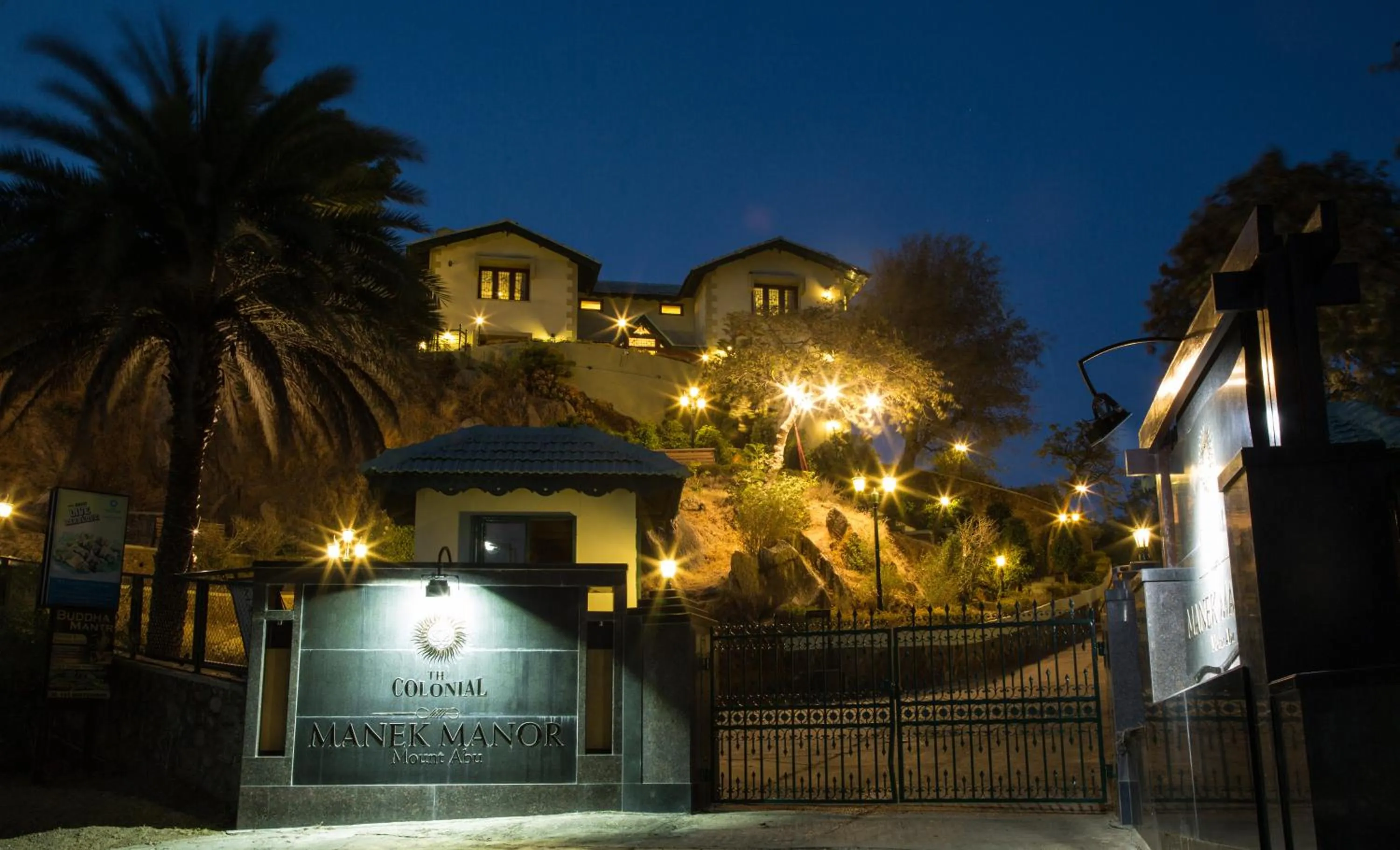 Facade/entrance in The Colonial Manek Manor By SAH