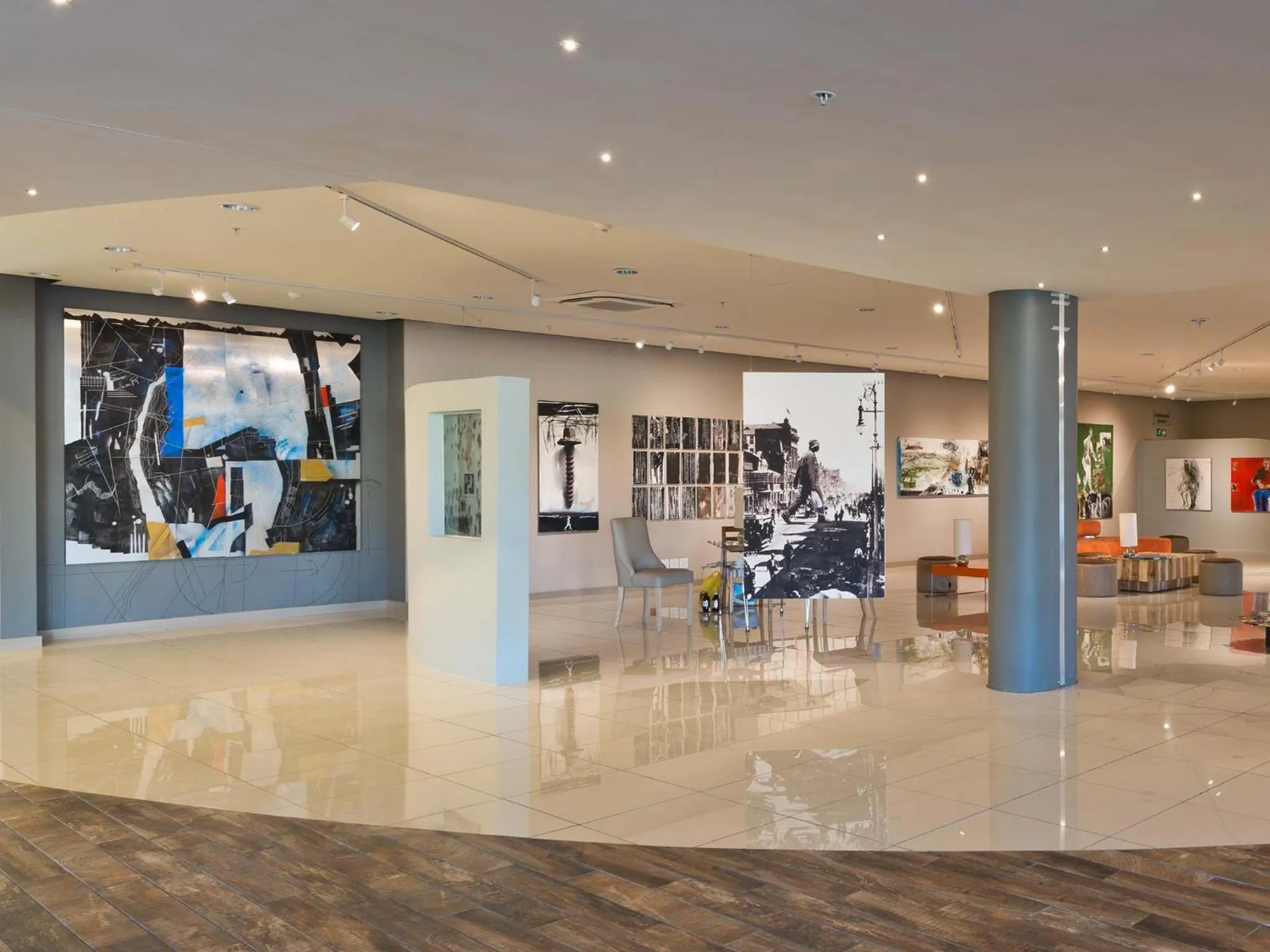 Area and facilities in Krystal Beach Hotel