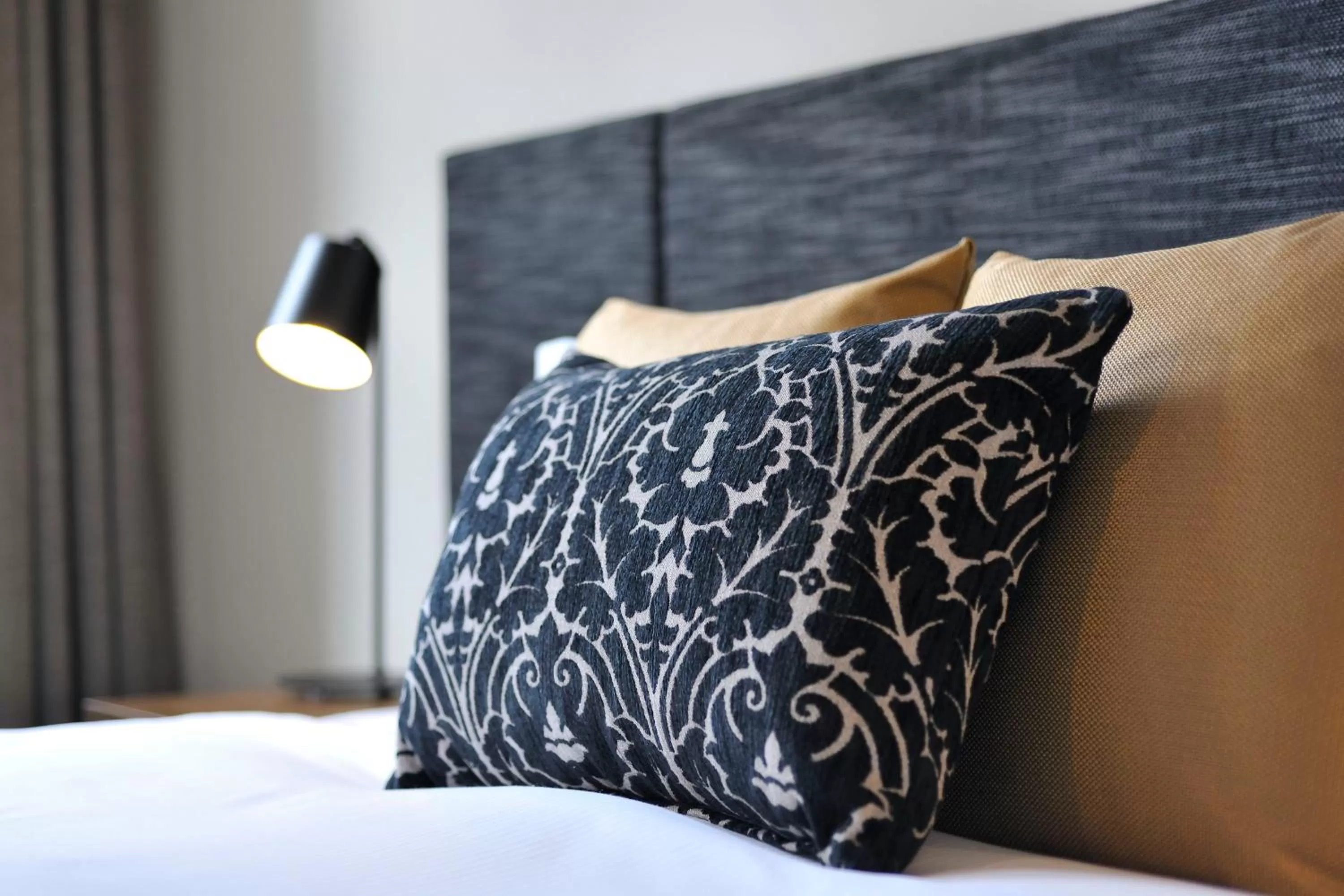 Bed in Grand Hotel Melbourne