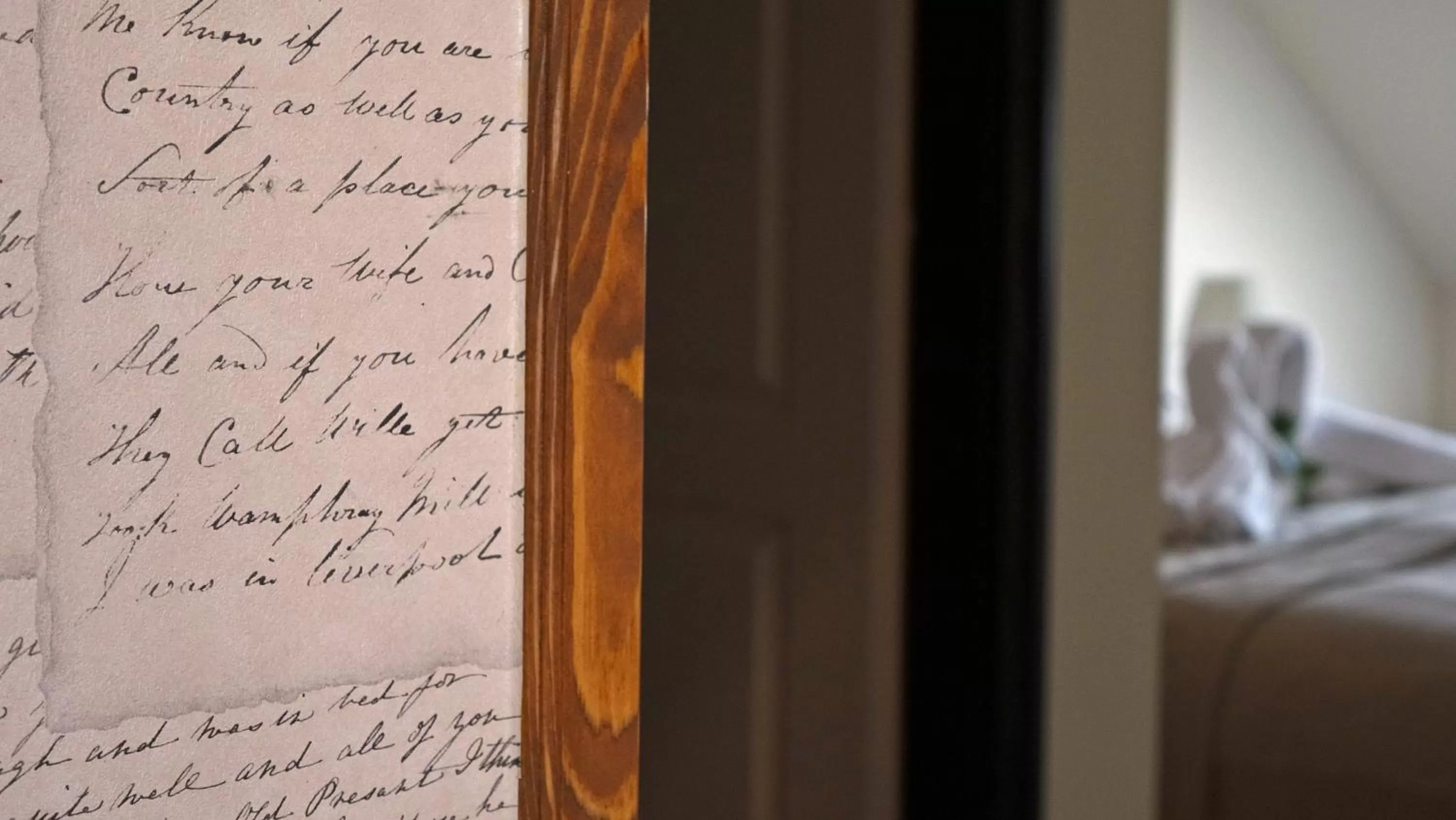 Bed in Alice Panzió Gold