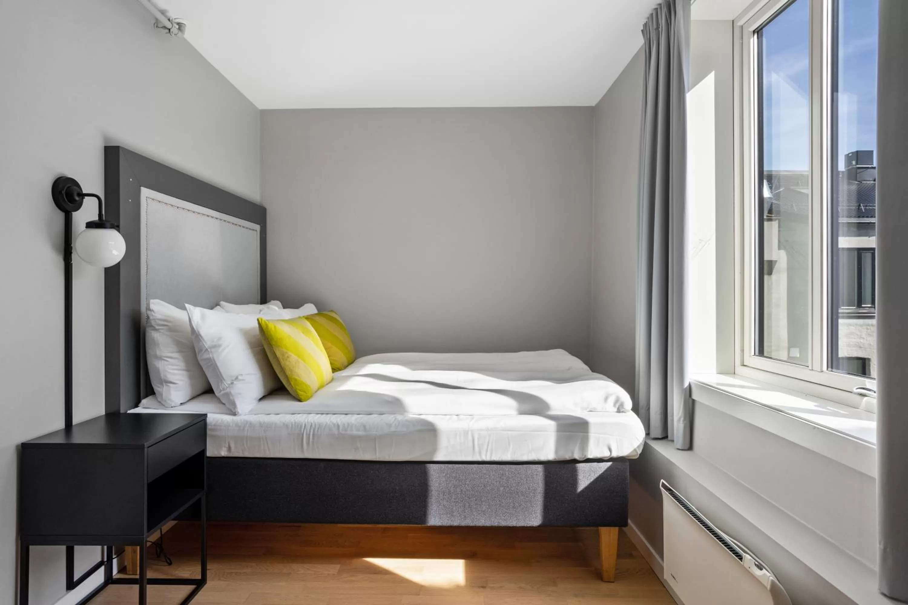 Bed in Numa Oslo Topp