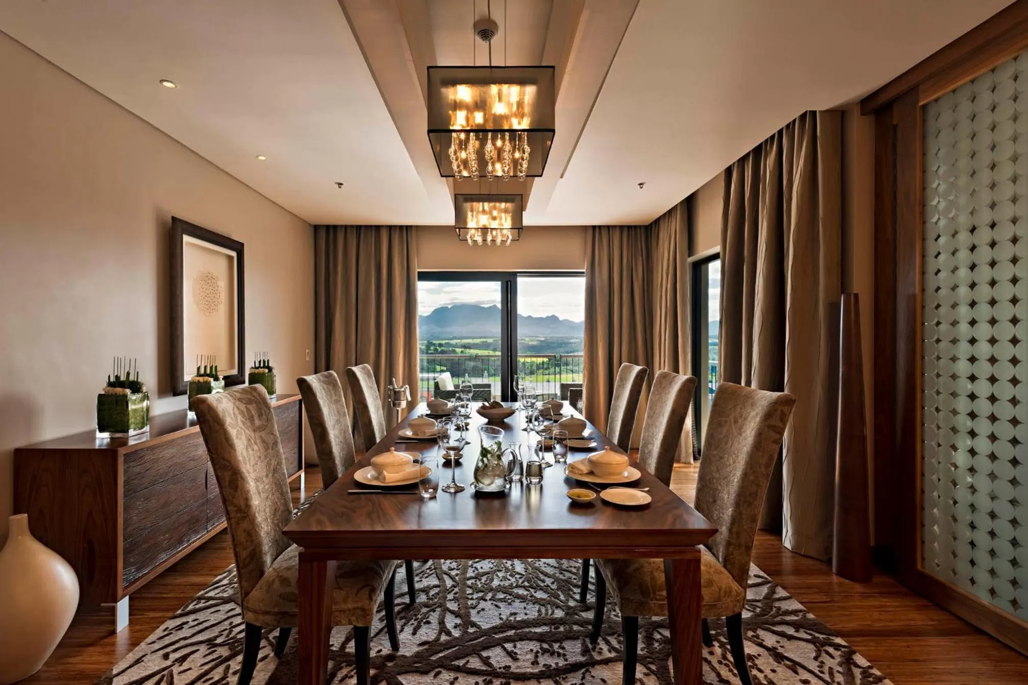 Dining area in Oubaai Hotel Golf & Spa