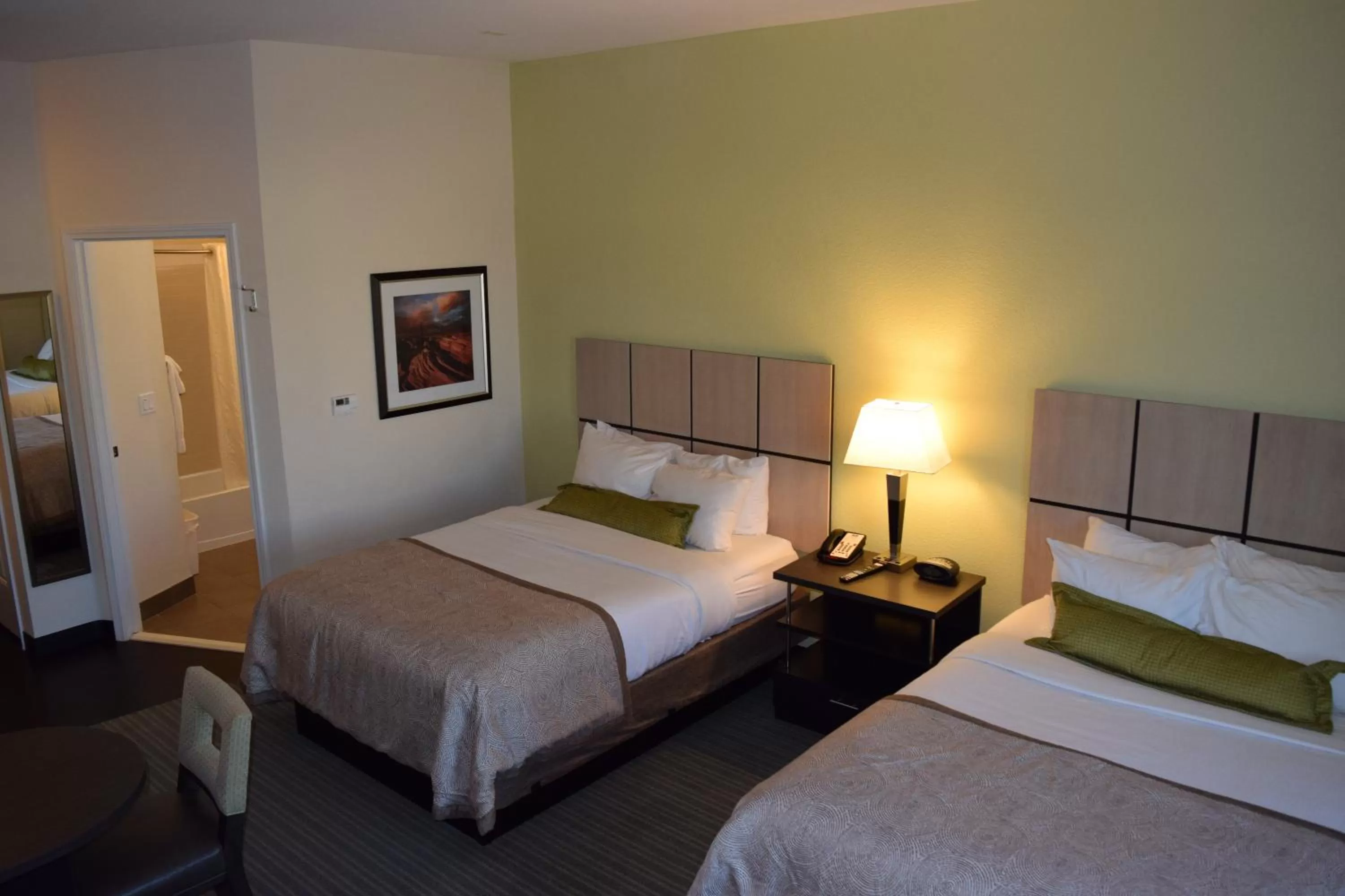 Photo of the whole room, Bed in Candlewood Suites Monahans by IHG