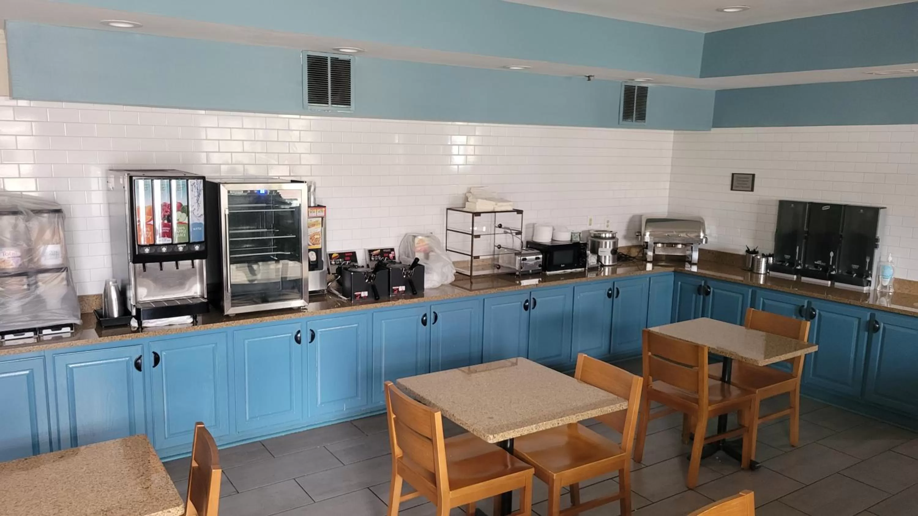 Country Inn & Suites By Radisson, McDonough, GA