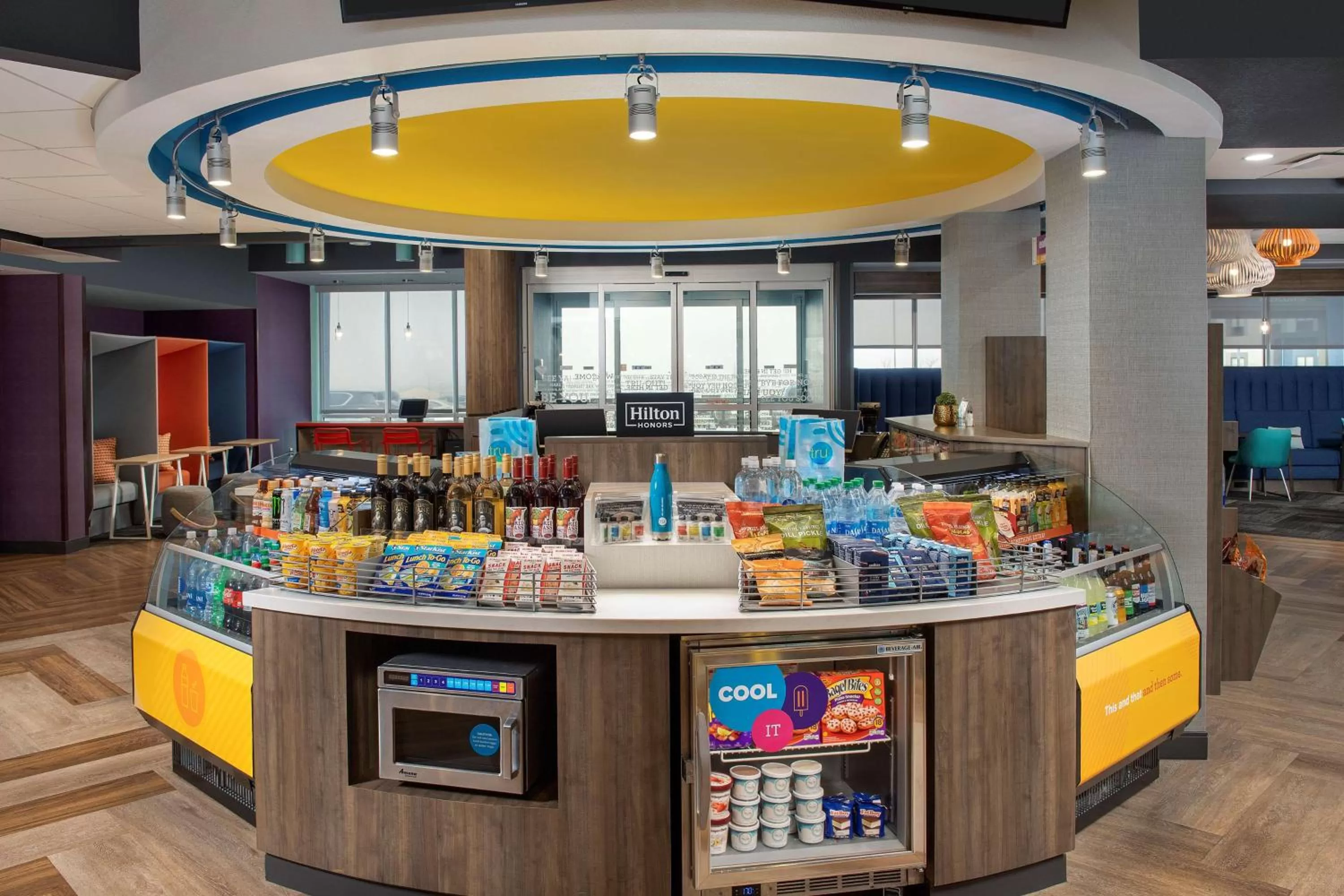 Restaurant/places to eat in Tru By Hilton Rapid City Rushmore, Sd