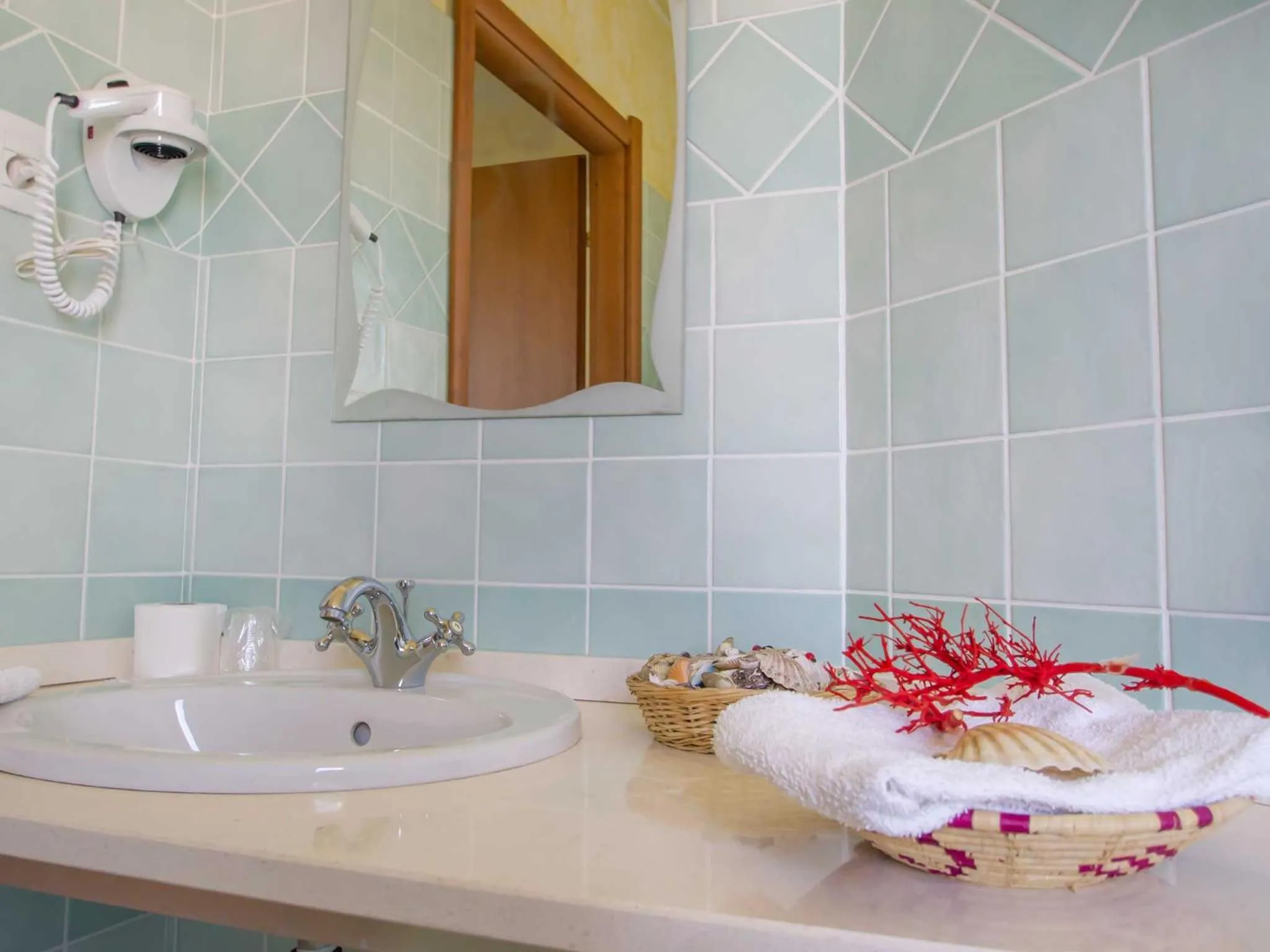 Shower in Hotel Ariadimari