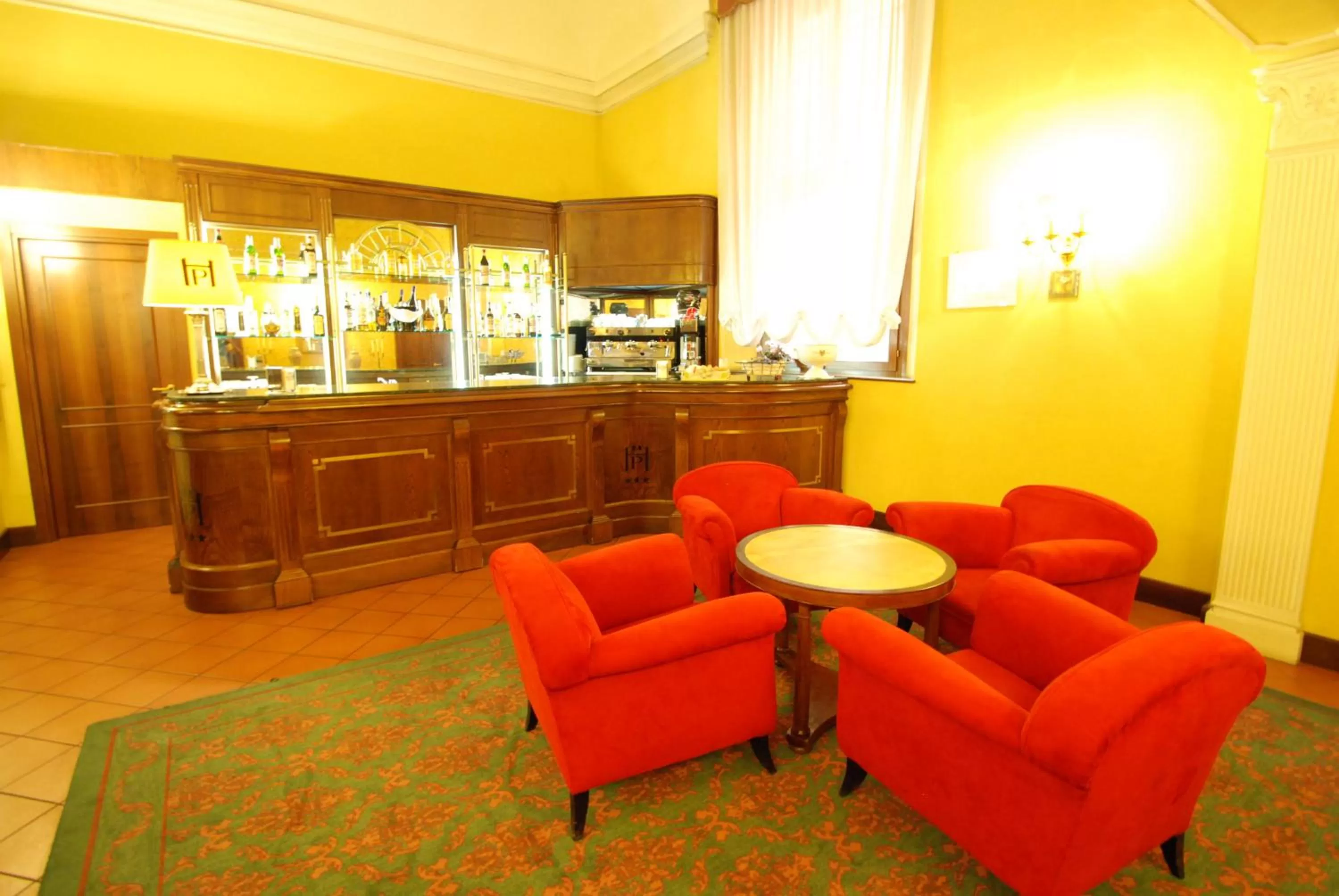 Lounge or bar in Hotel Palace Bologna Centro