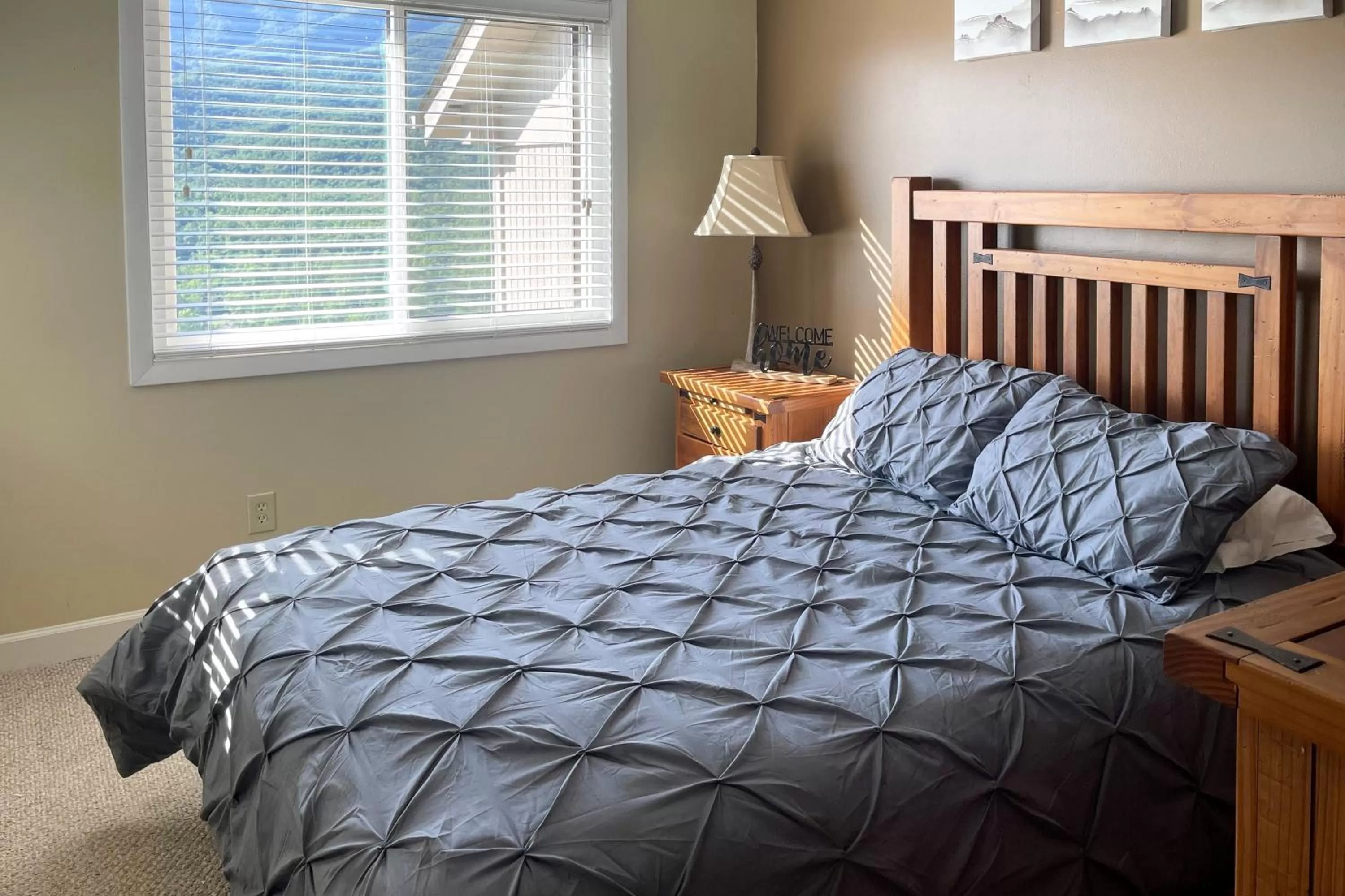 Bed in Grand View Loft