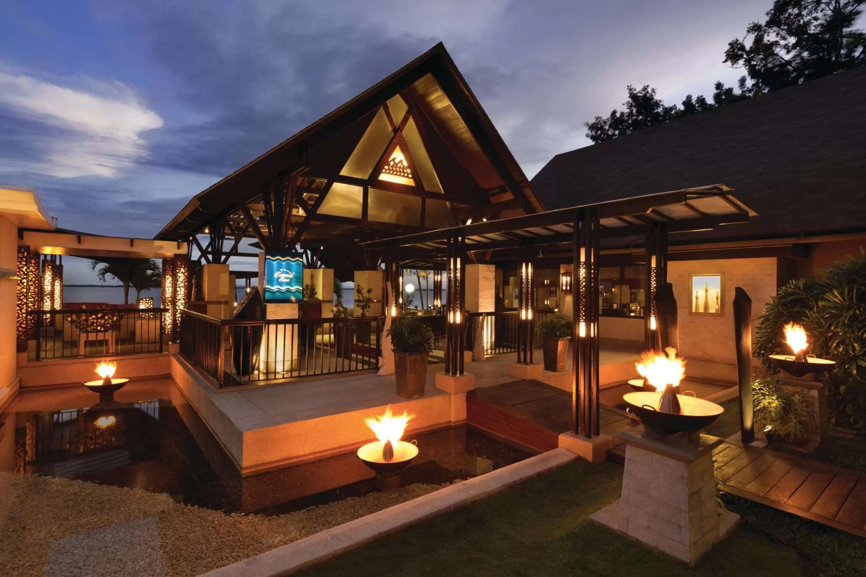 Restaurant/places to eat in Shangri-La Mactan, Cebu