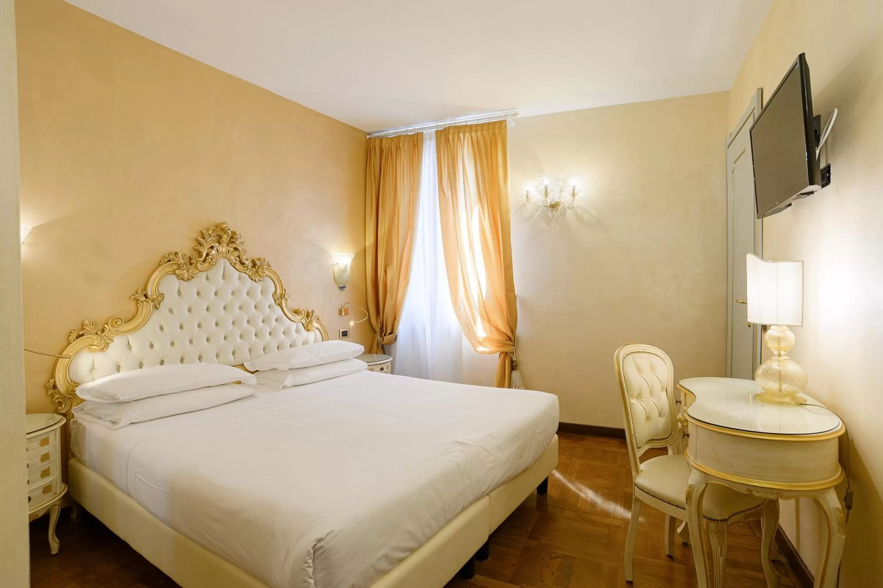 Double or Twin Room in Hotel San Zaccaria