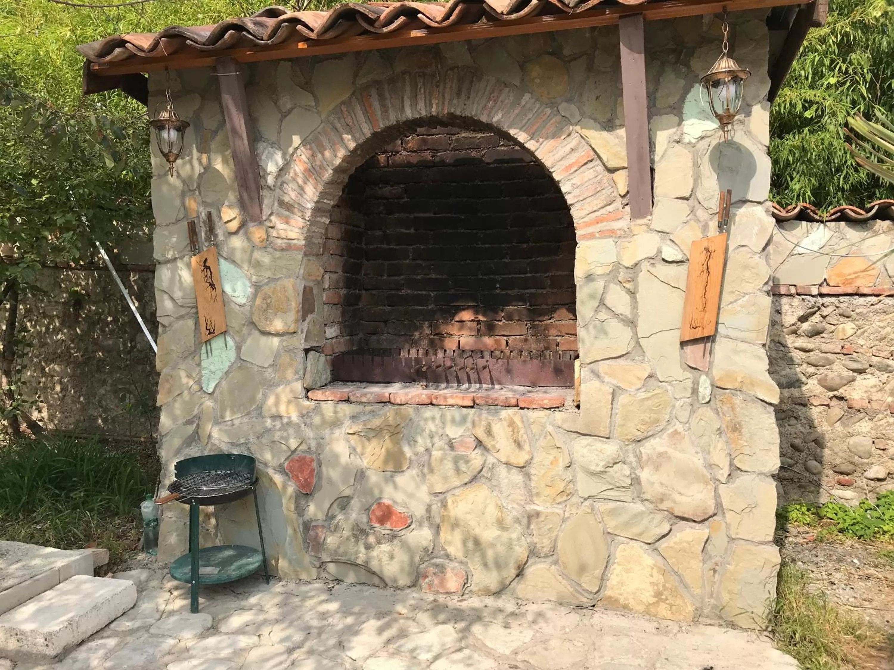 BBQ Facilities in Nika's Guest House