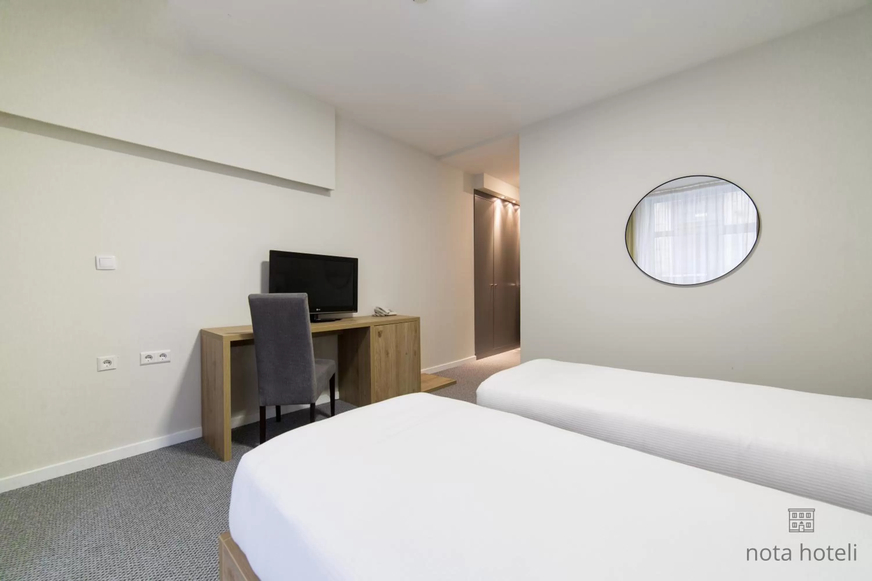 Photo of the whole room, Bed in Hotel Sahat