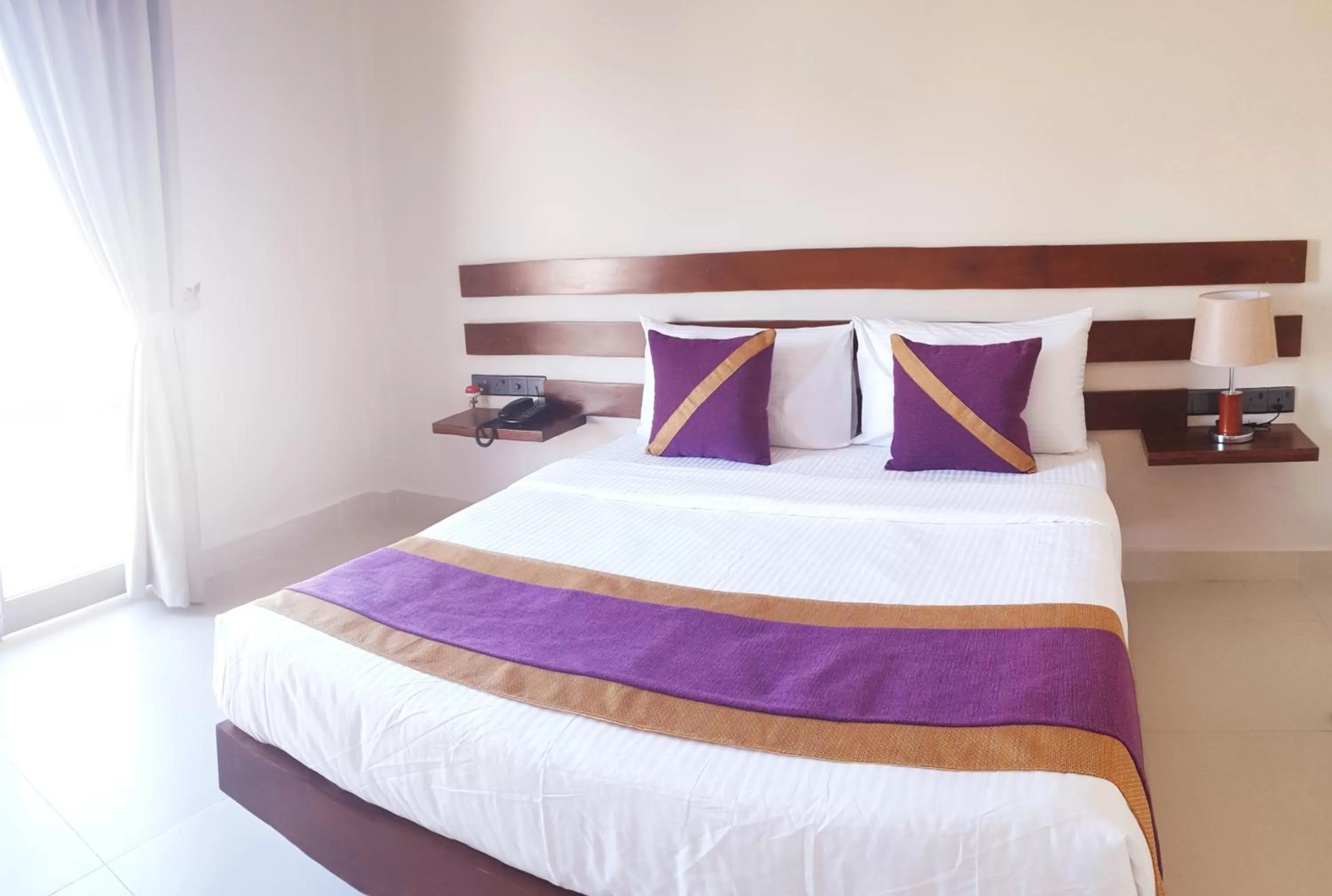 Bed in Hive 68 Hotel and Resorts - Negombo