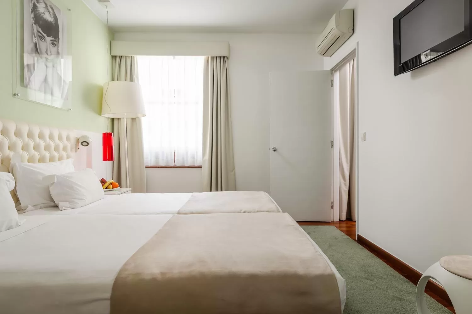 Photo of the whole room, Bed in Hotel Florida