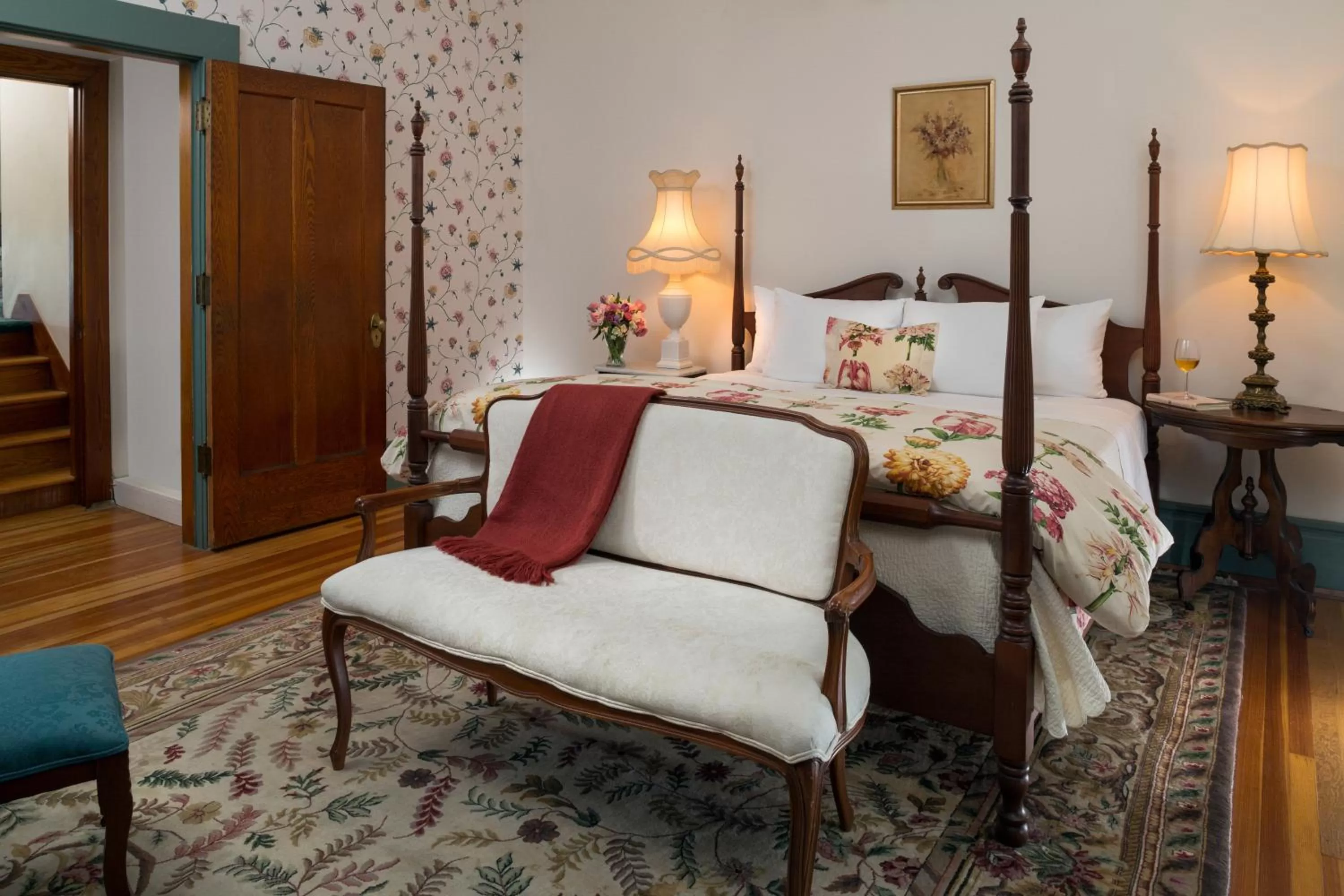 Bedroom, Bed in Mercersburg Inn