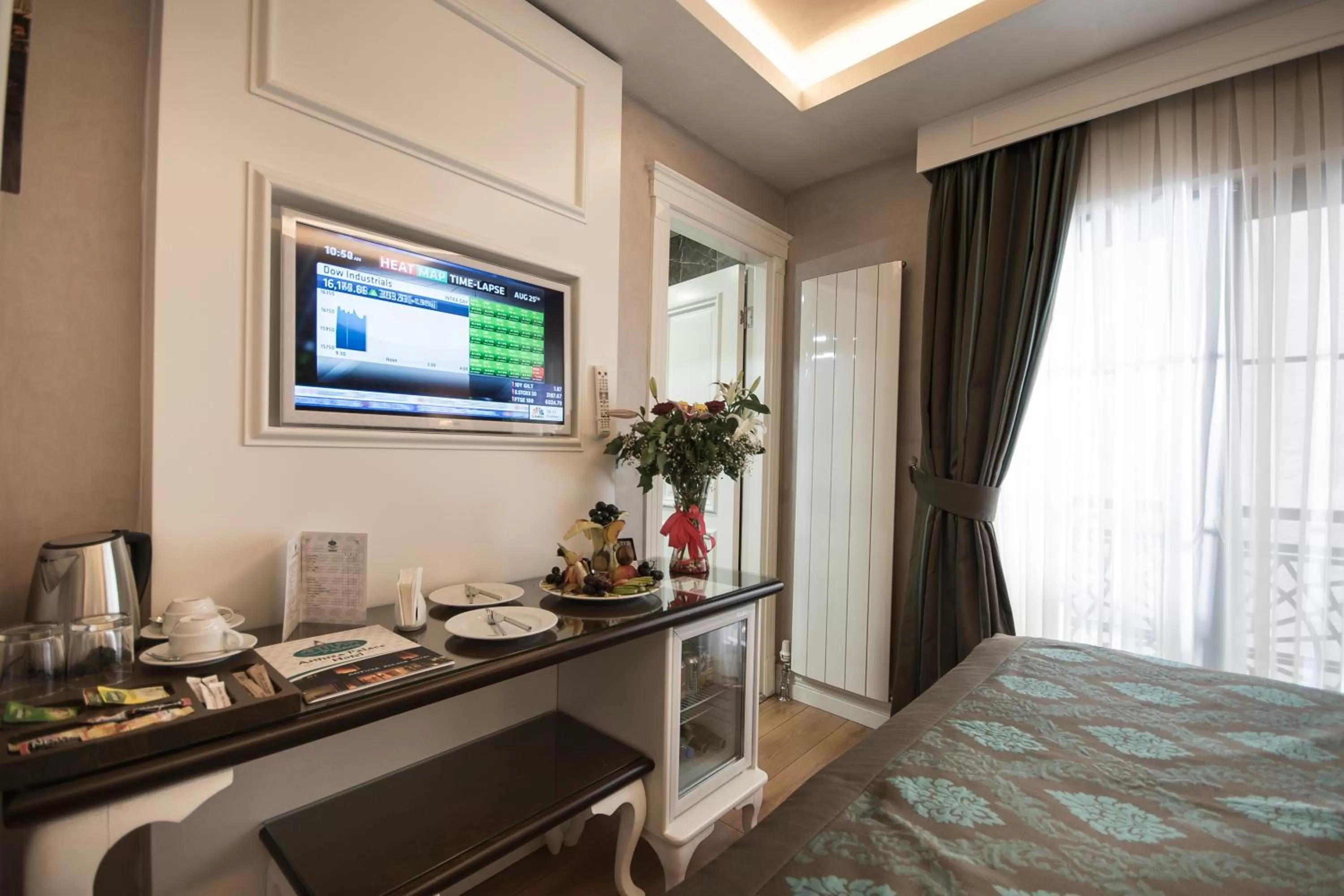 TV and multimedia, Bed in Antusa Palace Hotel & Spa