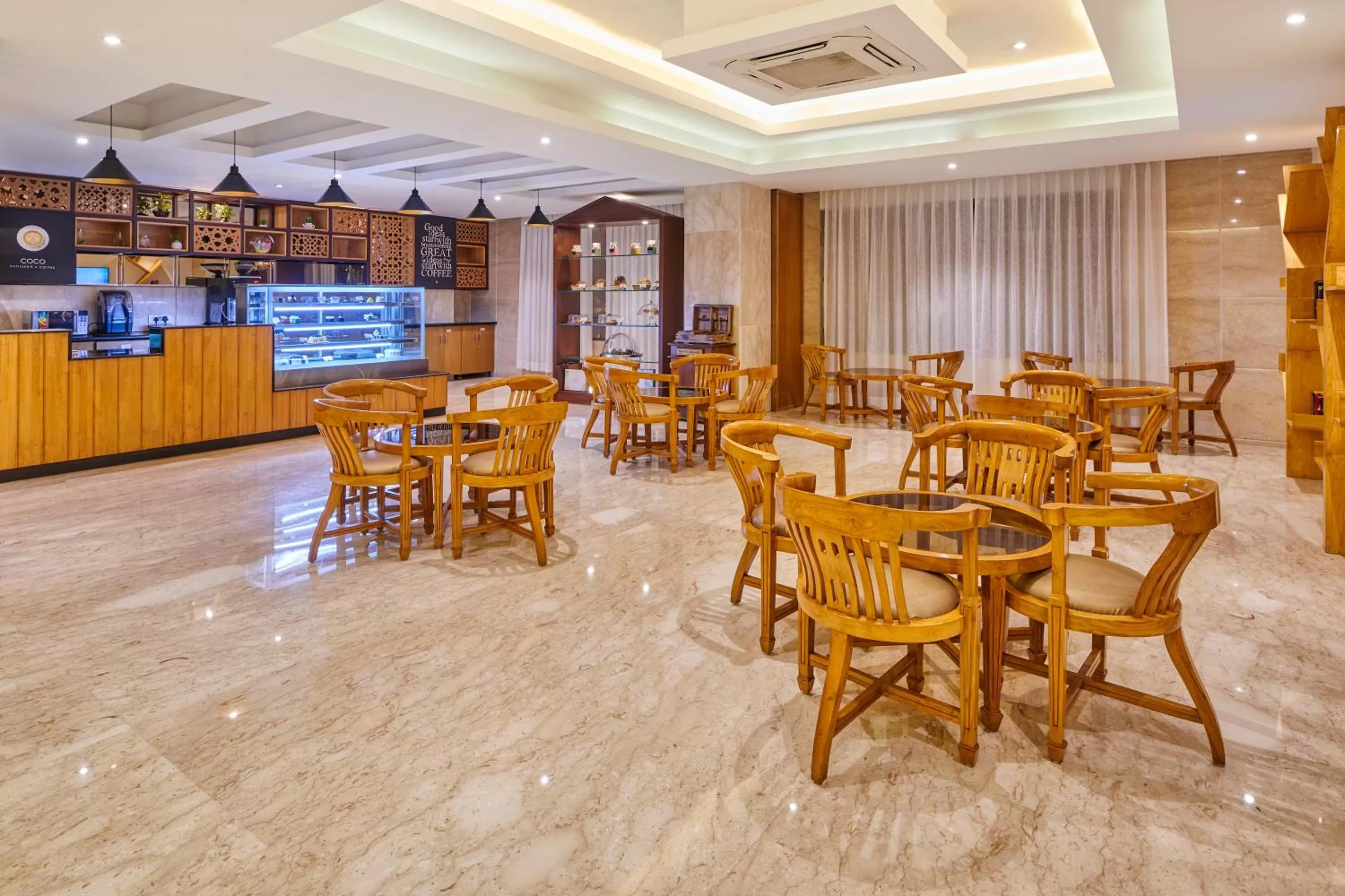 Restaurant/places to eat in LP Vilas