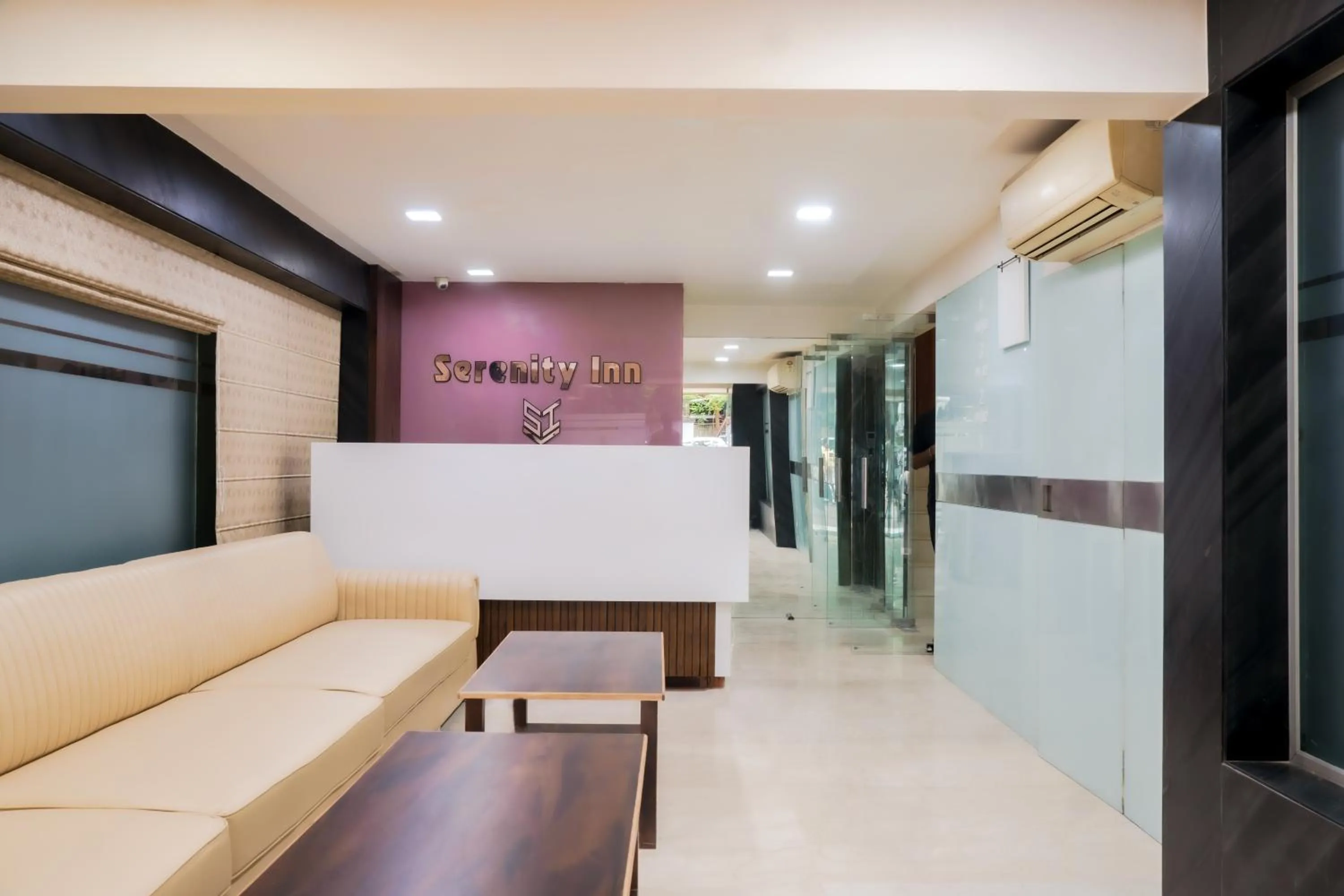 Seating area in Treebo Serenity Inn, Koregaon Park