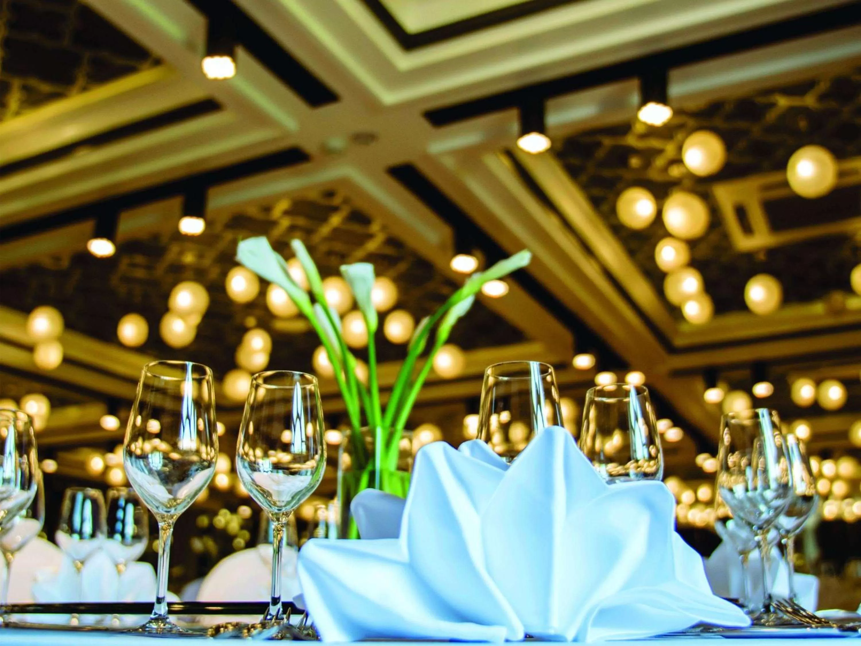 Meeting/conference room, Restaurant/Places to Eat in Hotel Royal Hoi An - MGallery