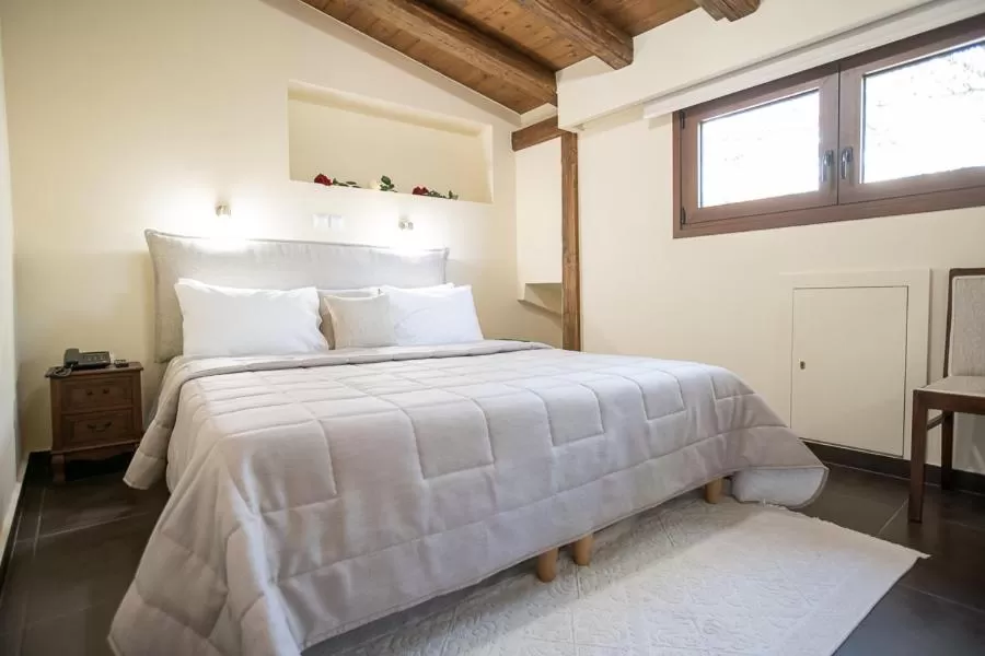 Bed in Ellinon Thea Arachova