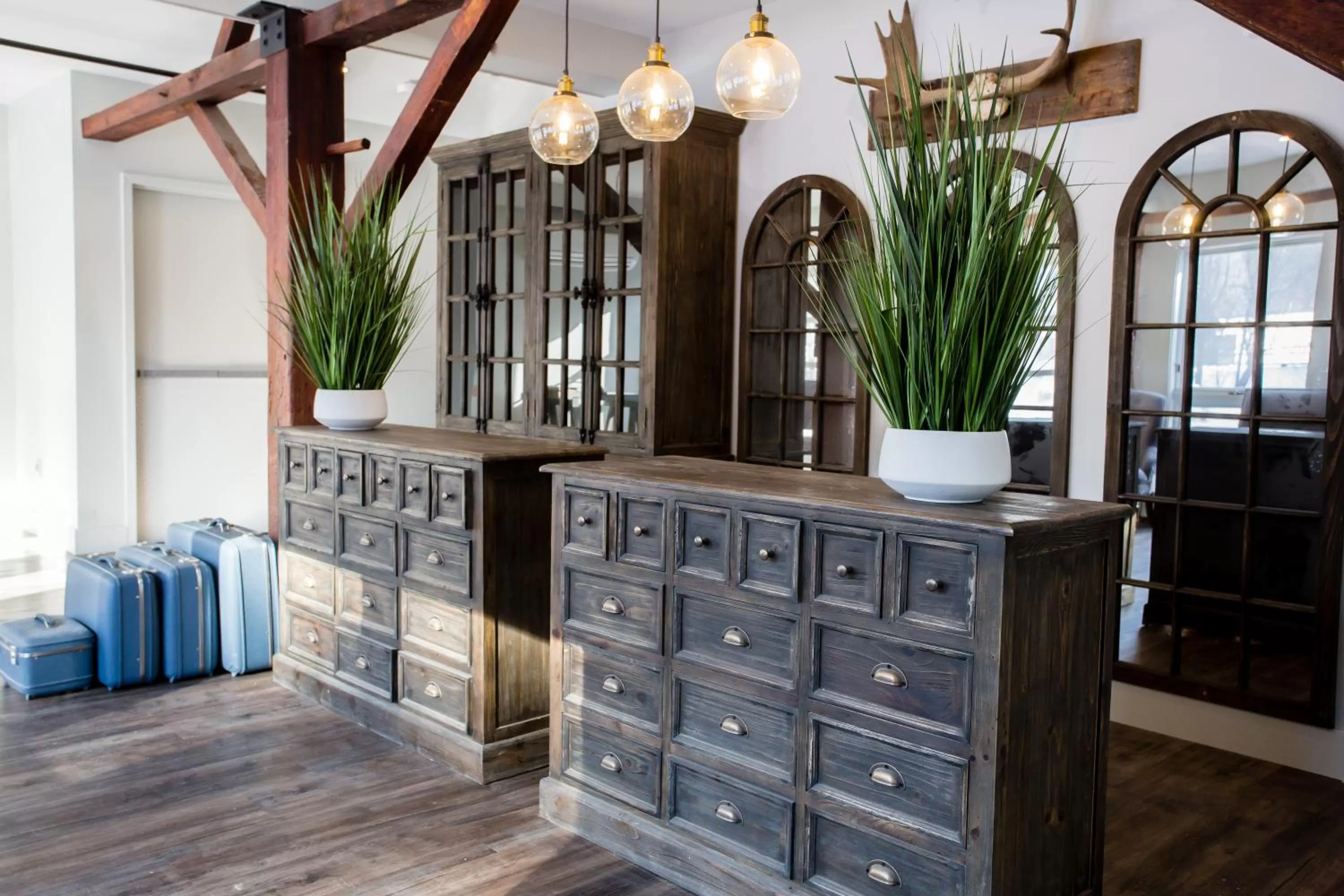 Lobby or reception in Mountain Meadows Lodge